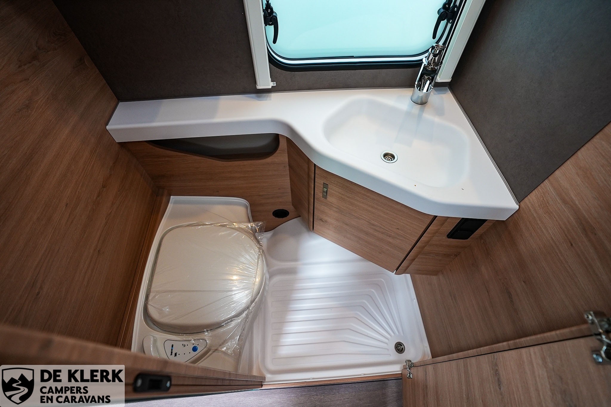 KNAUS SUDWIND  500 EU BlackSelection