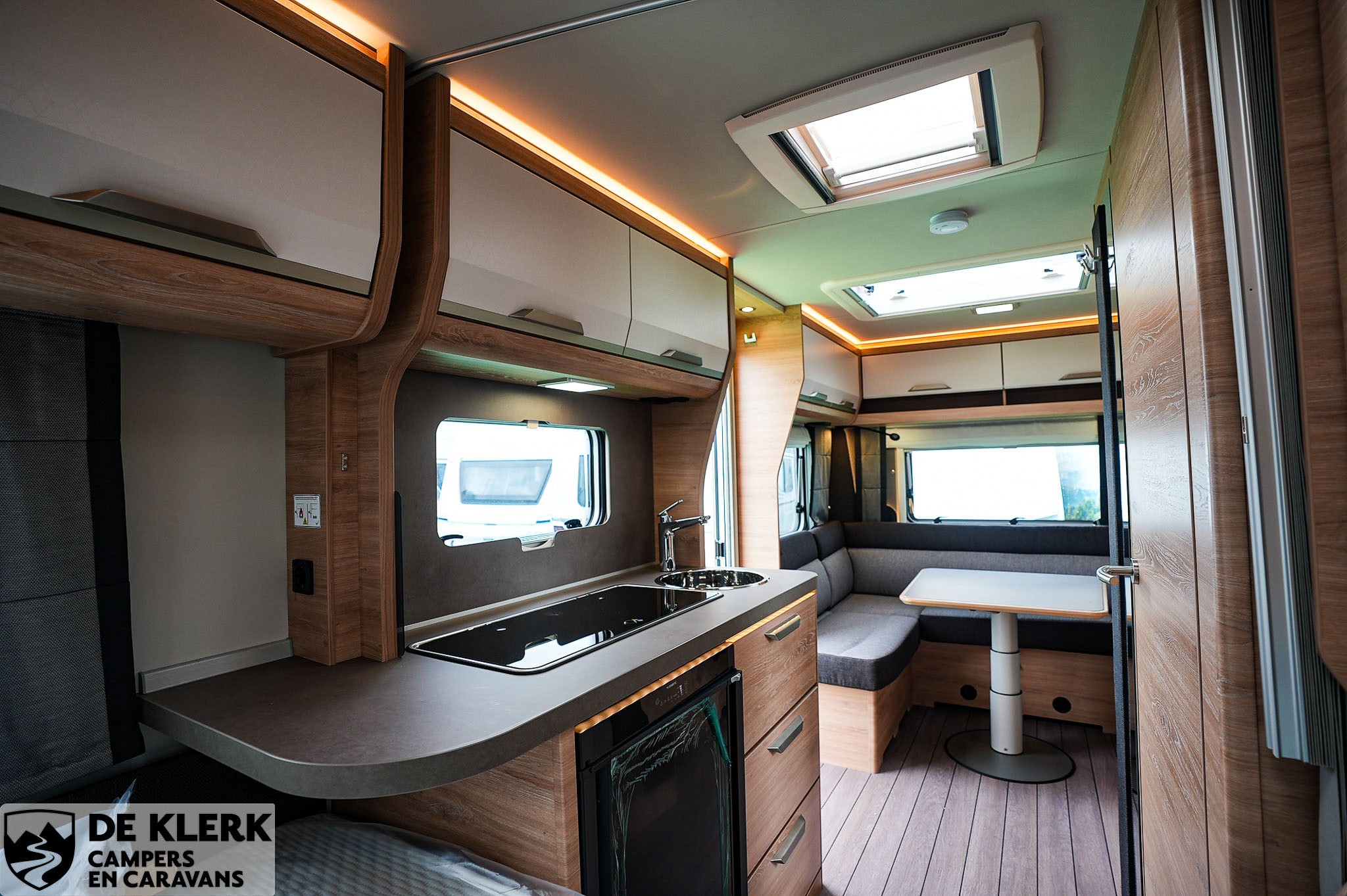 KNAUS SUDWIND  500 EU BlackSelection