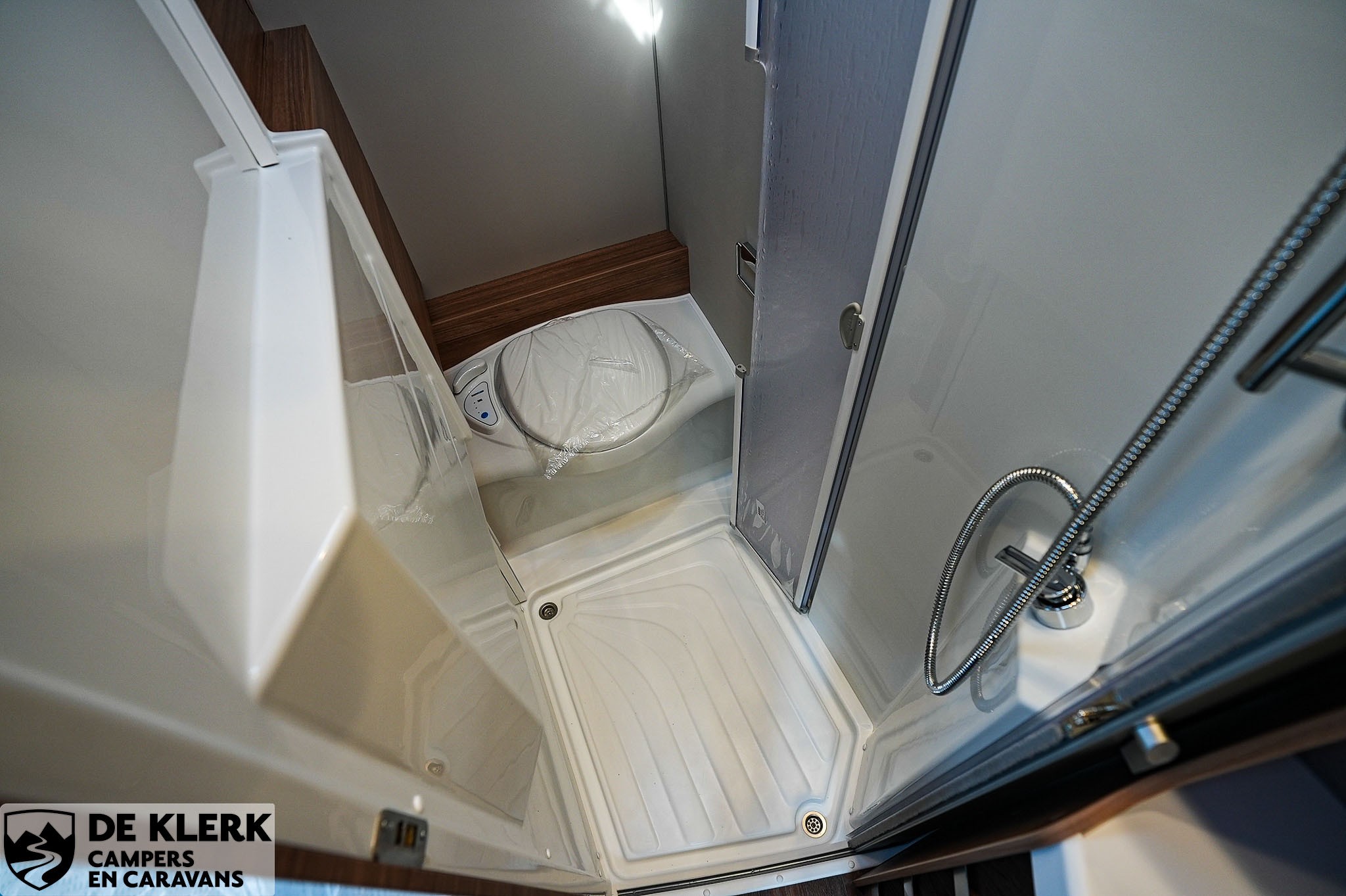 WEINSBERG CaraCompact 600 MF Pepper Show