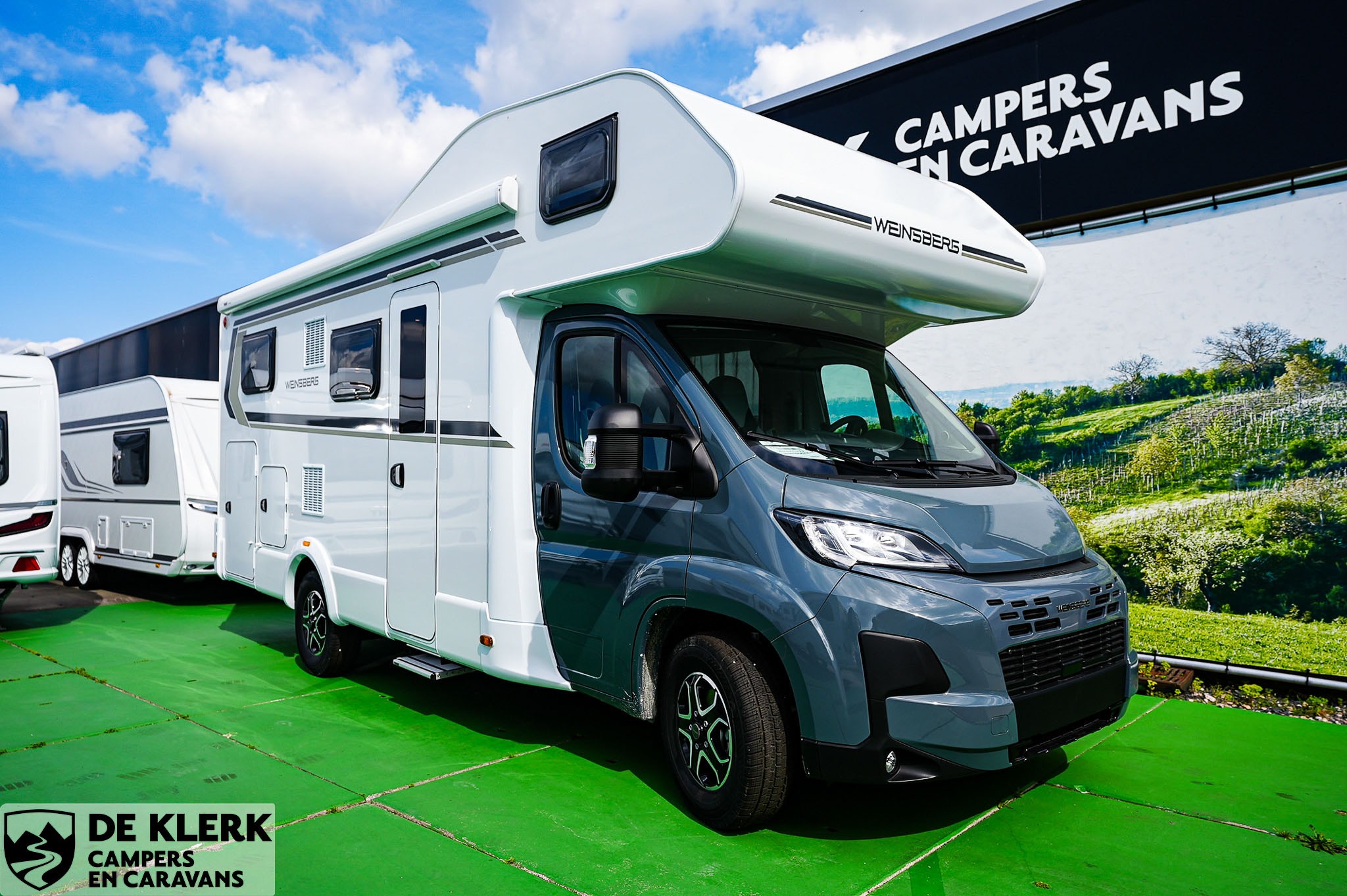 WEINSBERG CaraHome 650 MEG Showroomuitve