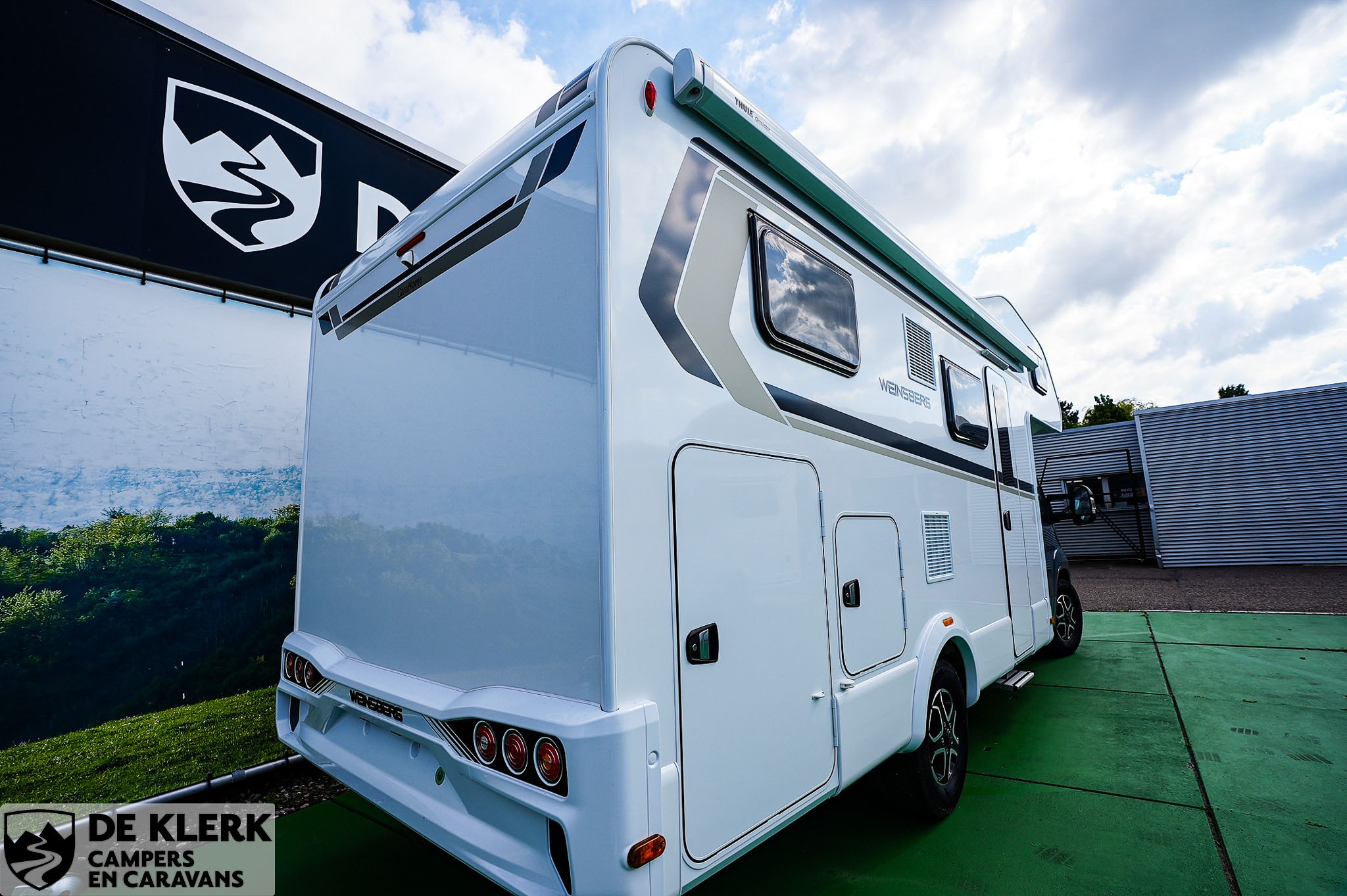 WEINSBERG CaraHome 650 MEG Showroomuitve