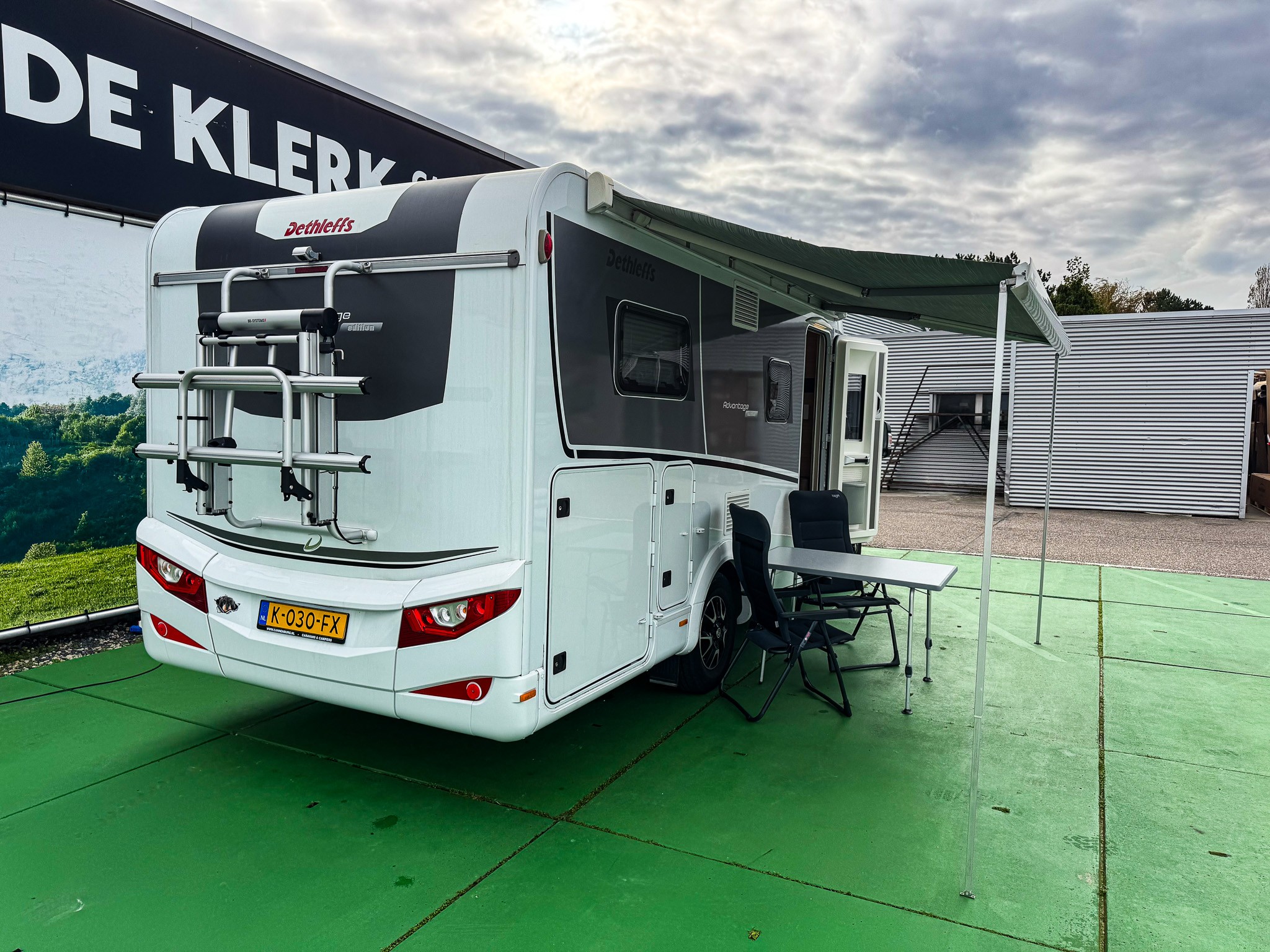 DETHLEFFS ADVANTAGE T 6611 Showroomuitve