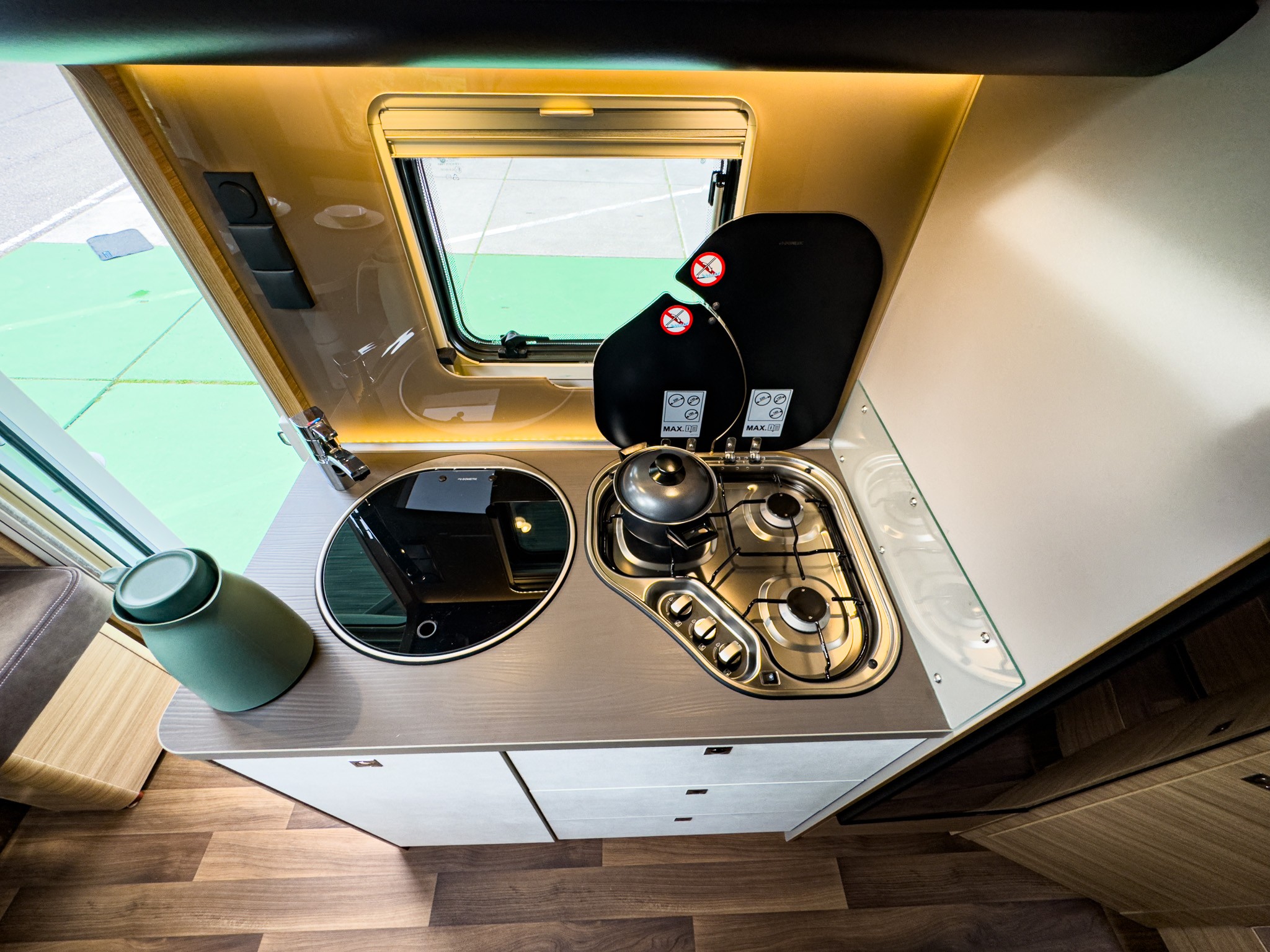 DETHLEFFS ADVANTAGE T 6611 Showroomuitve