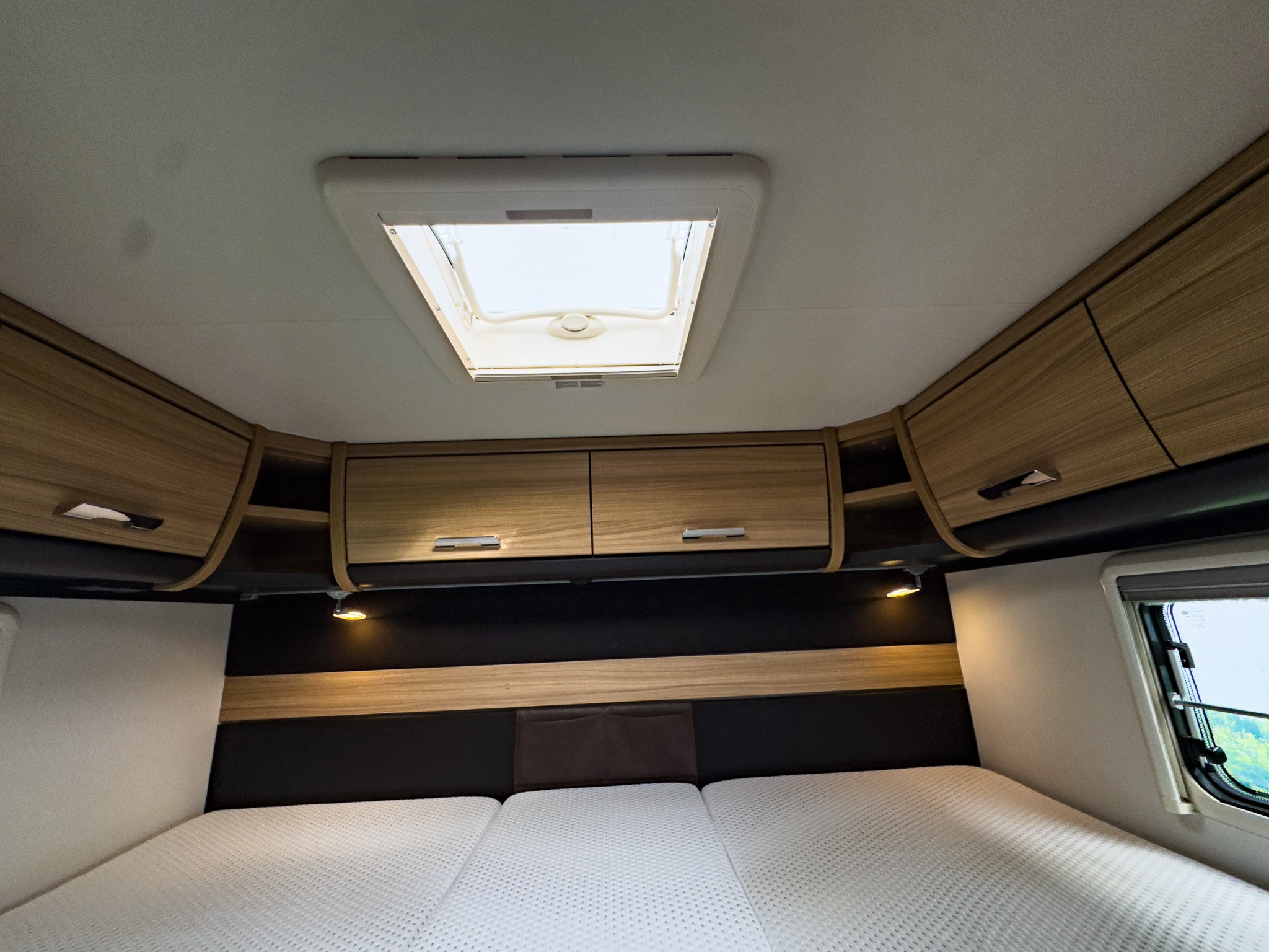 DETHLEFFS ADVANTAGE T 6611 Showroomuitve