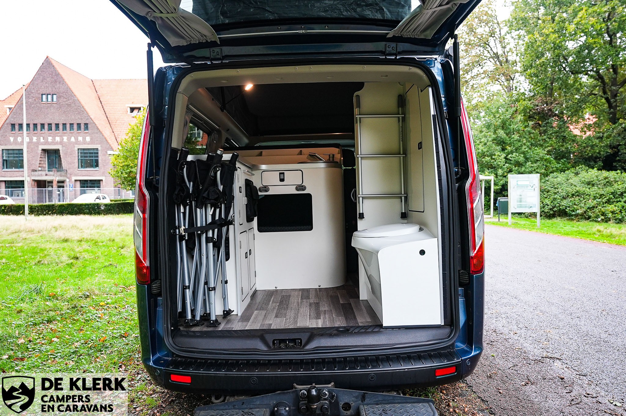 FORD Nugget Plus Showroomuitverkoop