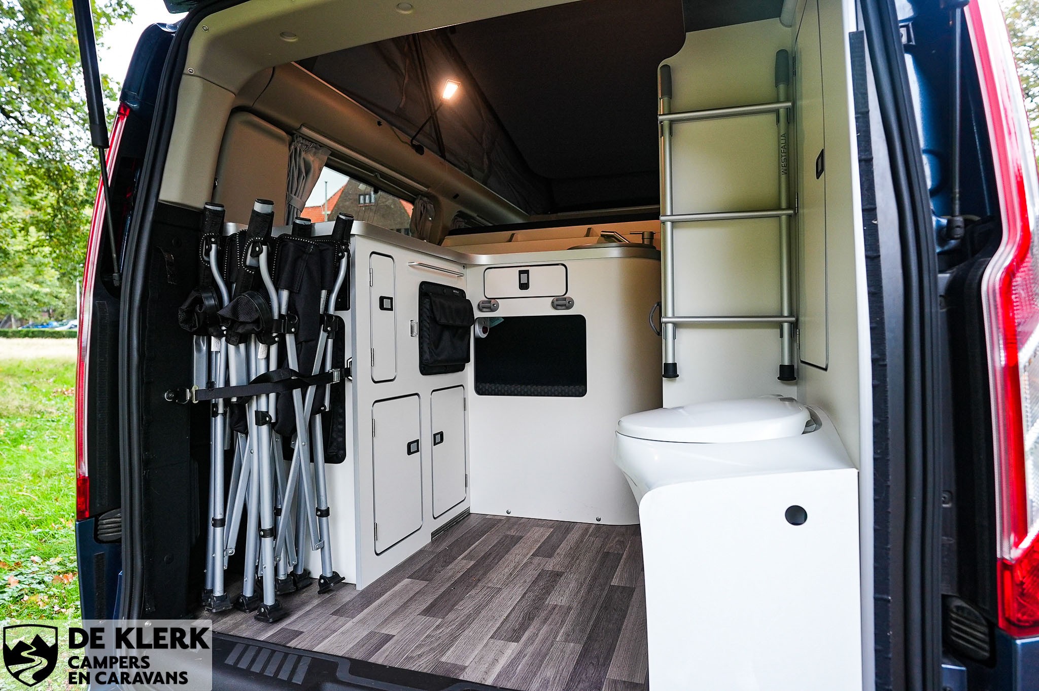 FORD Nugget Plus Showroomuitverkoop