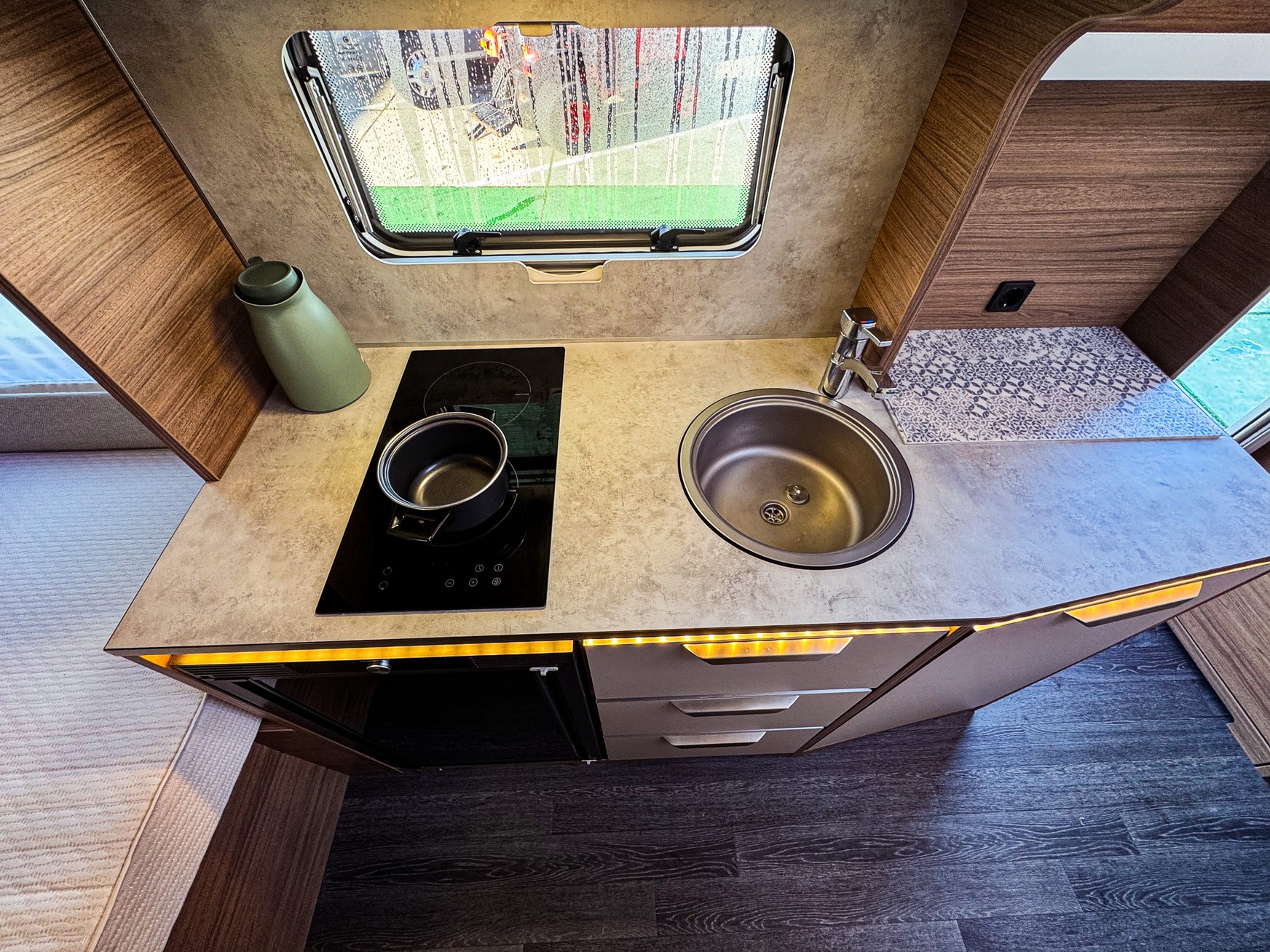 KNAUS SPORT 420 QD E Power Christmas