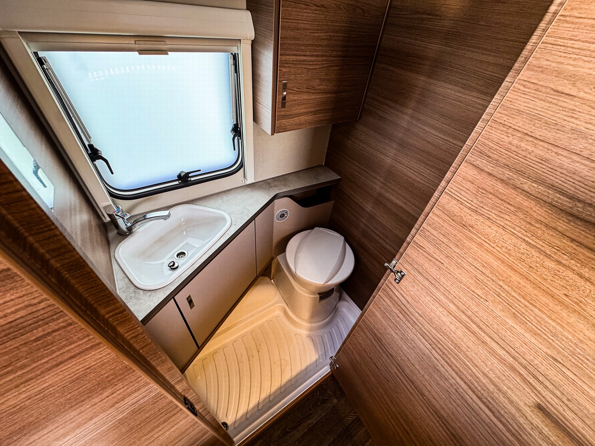 KNAUS SPORT 420 QD E Power Christmas