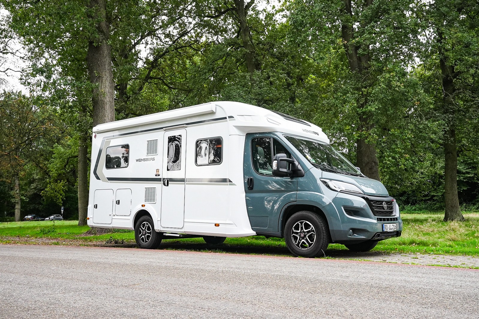 WEINSBERG CaraSuite 650 MF Showroomuitve