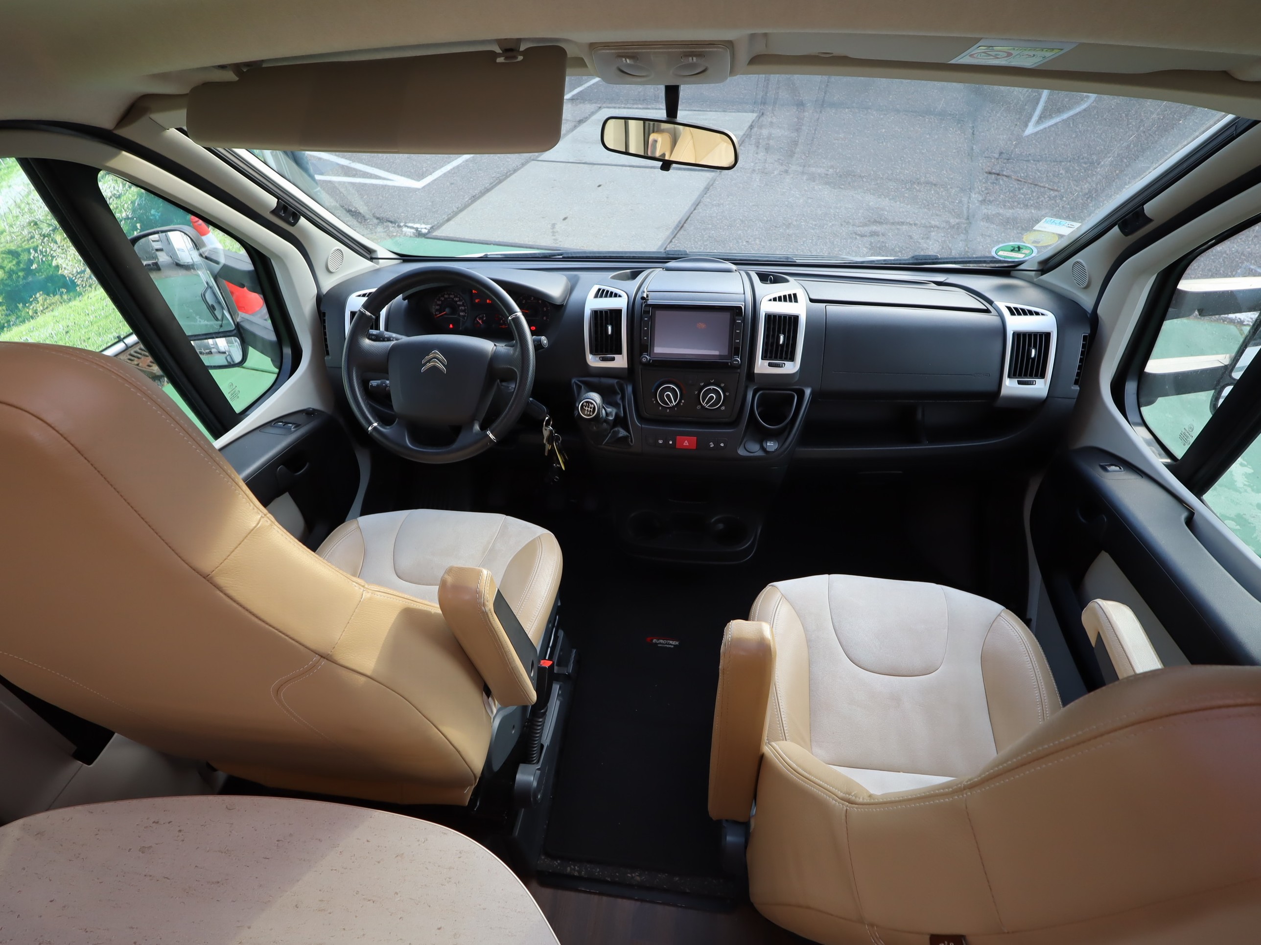 BURSTNER Nexxo T660  30 Edition