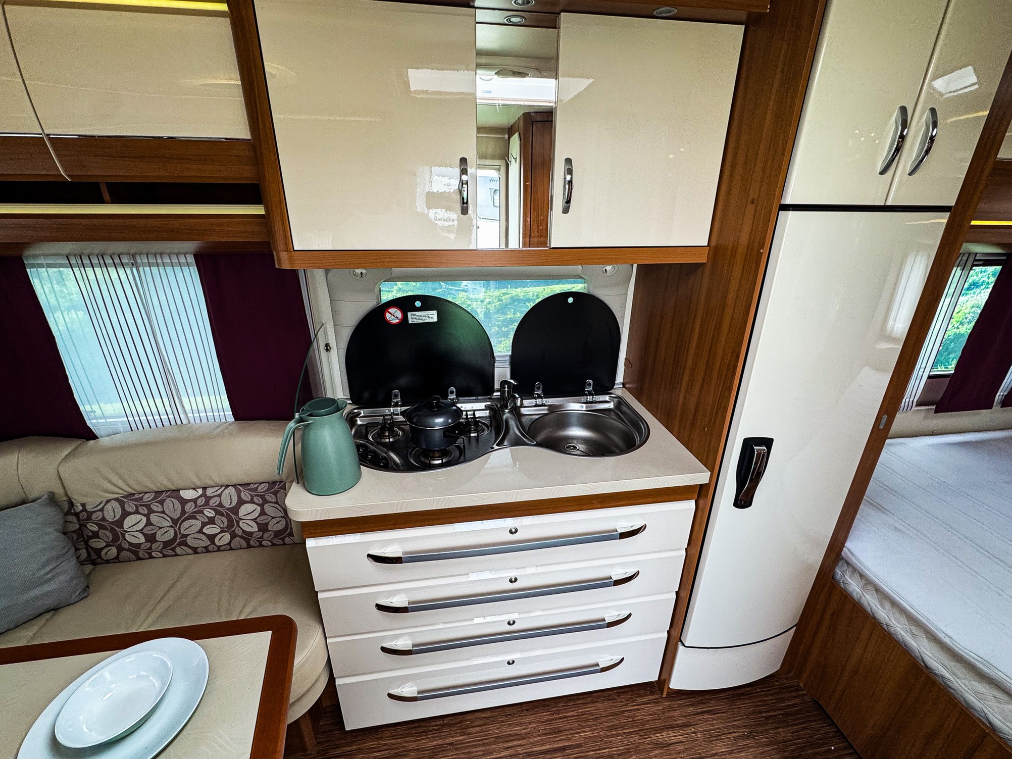 HOBBY DE LUXE 460 UFE Christmas Spec