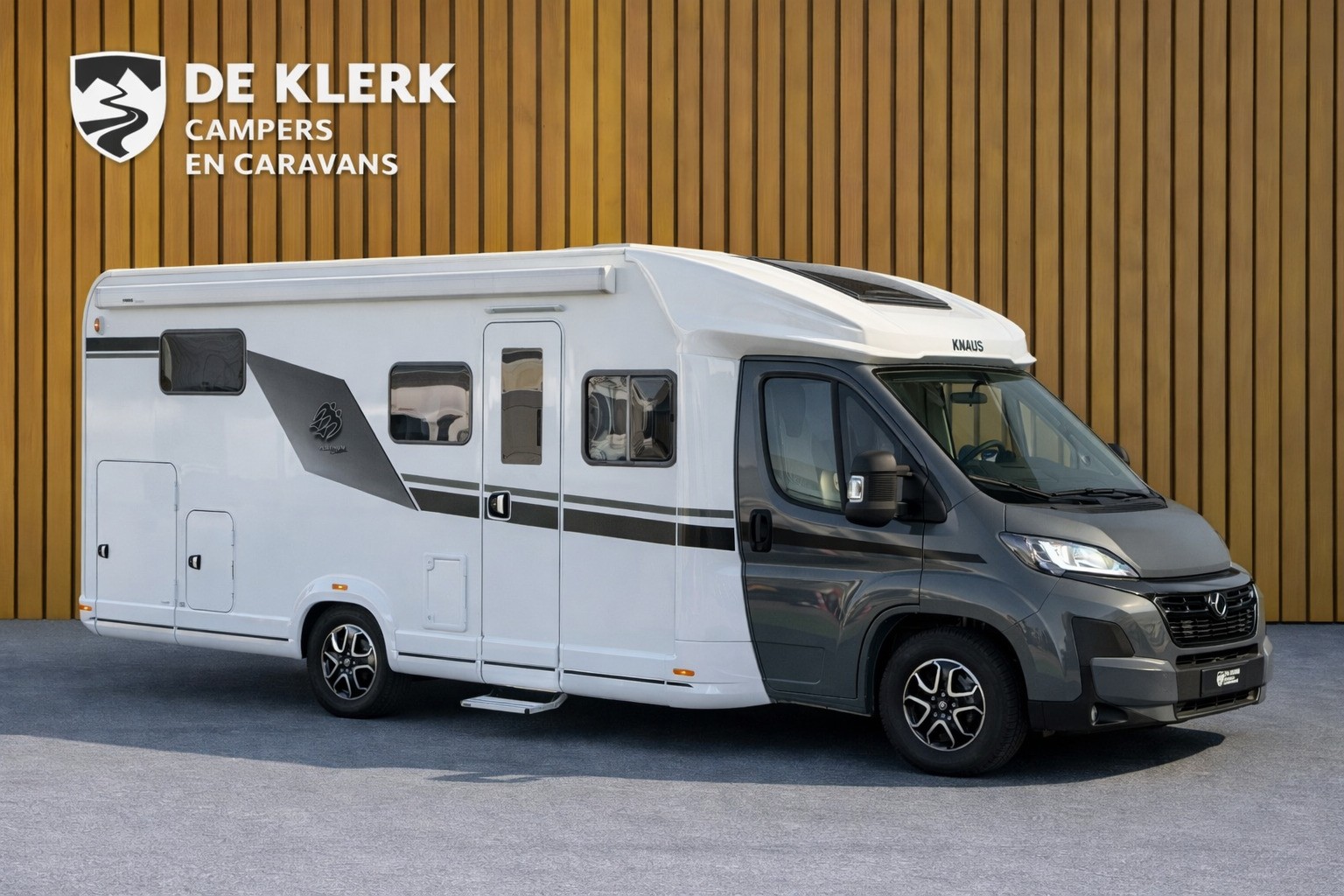 KNAUS LIVE Wave 700 MEG Platinum Sel