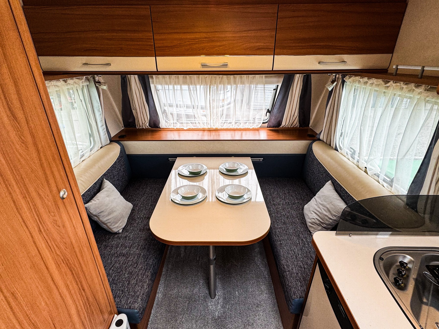 WEINSBERG CaraOne 400 LK