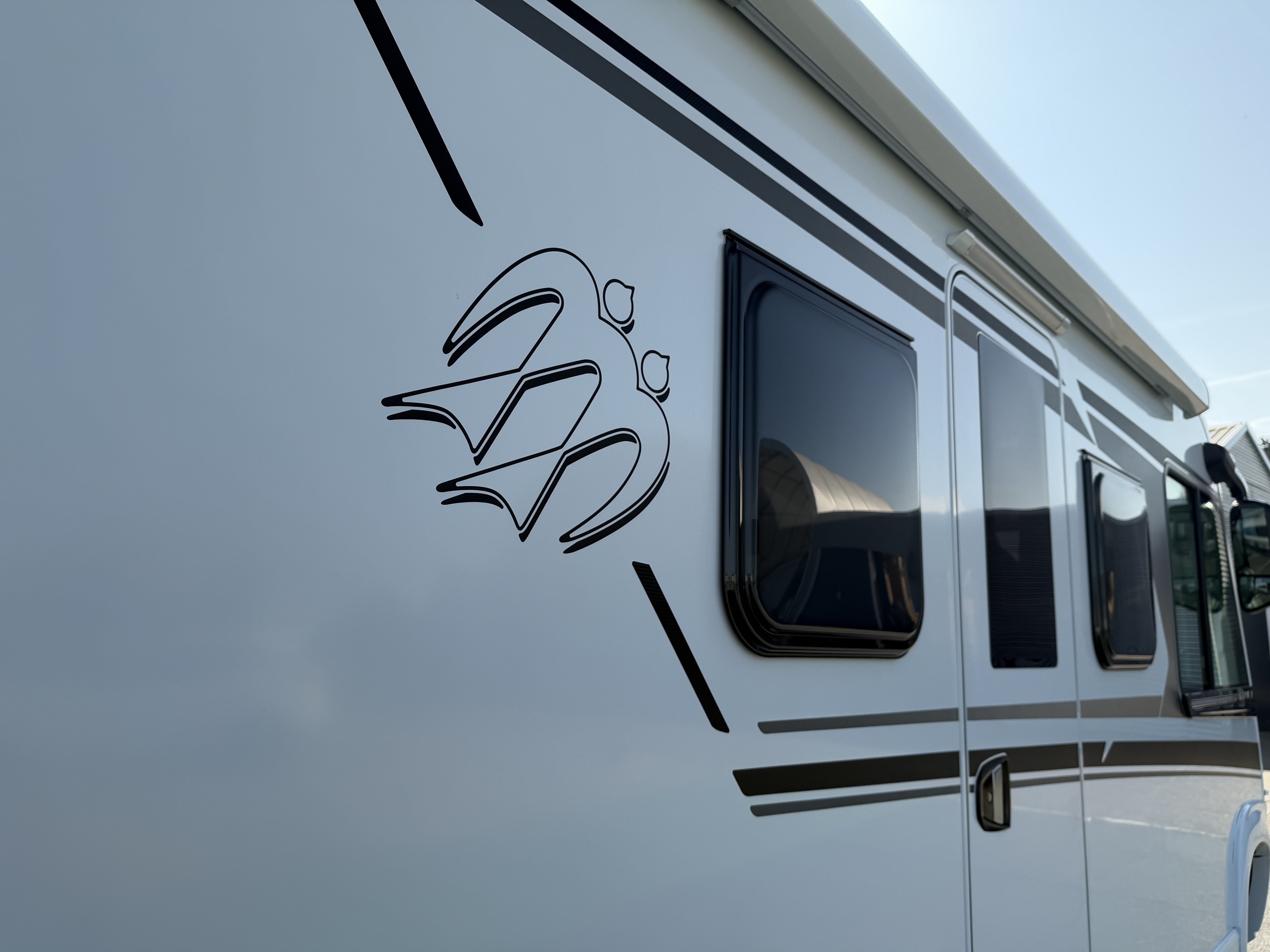 KNAUS LIVE I 700 MEG / Gratis Automa