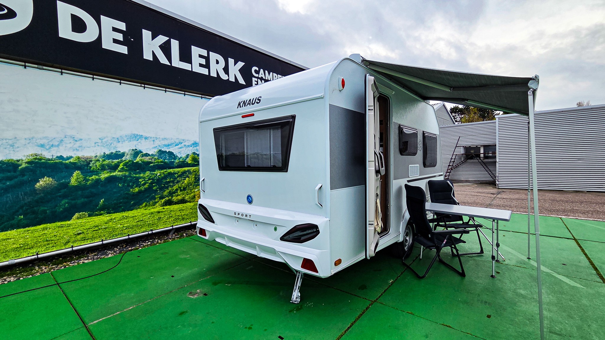 KNAUS SPORT 400 LK Showroomuitverkoo