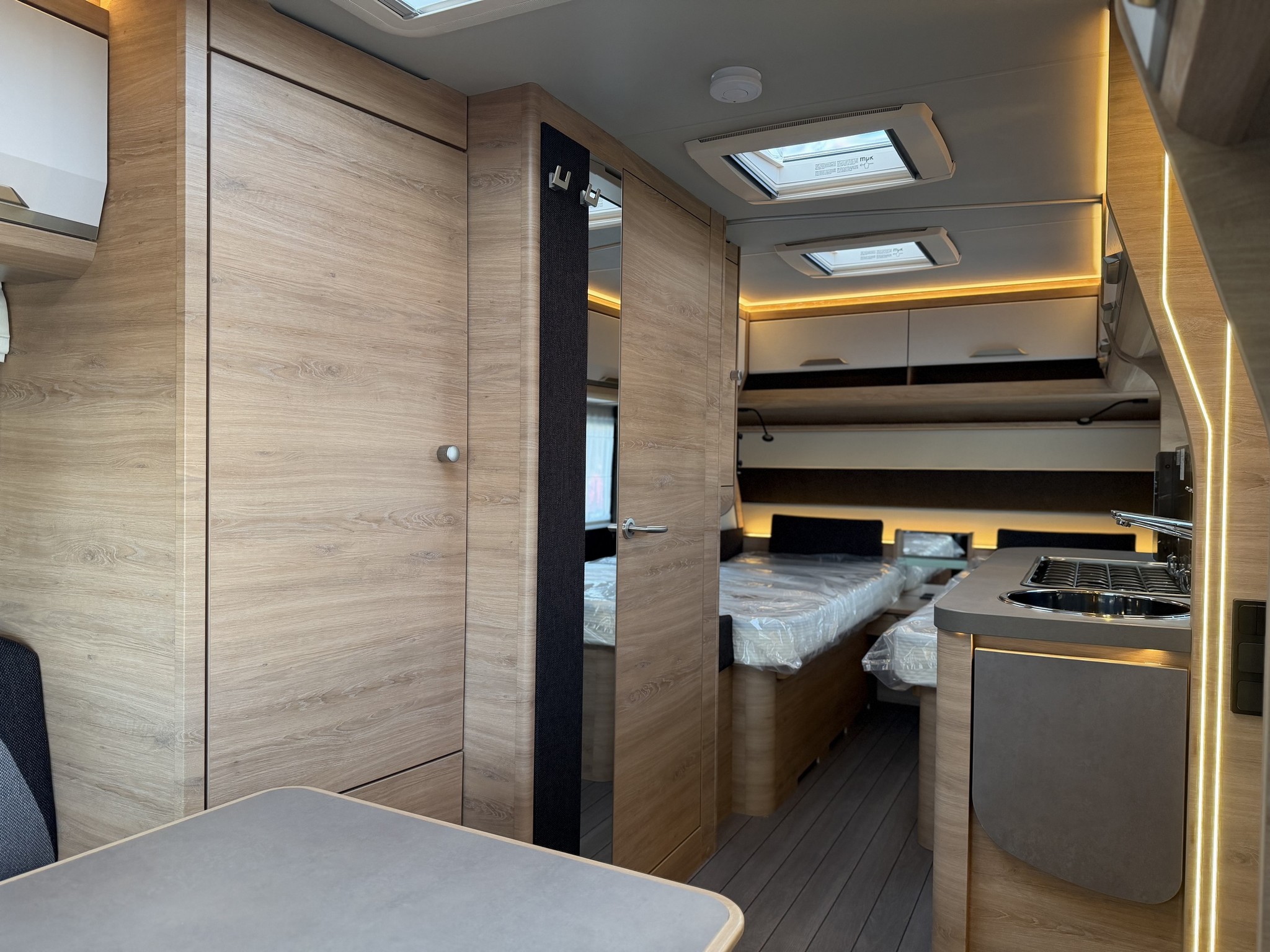 KNAUS SUDWIND  500 EU BlackSelection