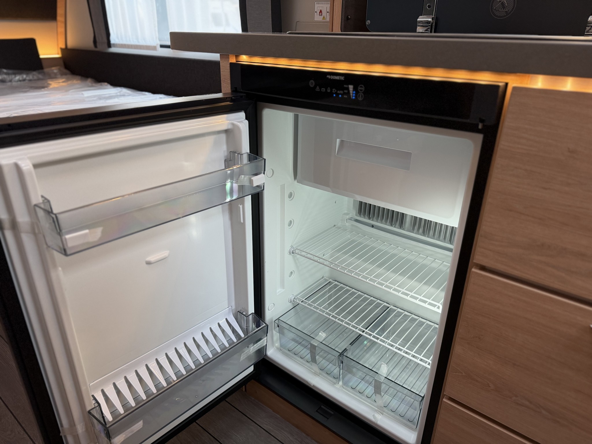 KNAUS SUDWIND  500 EU BlackSelection