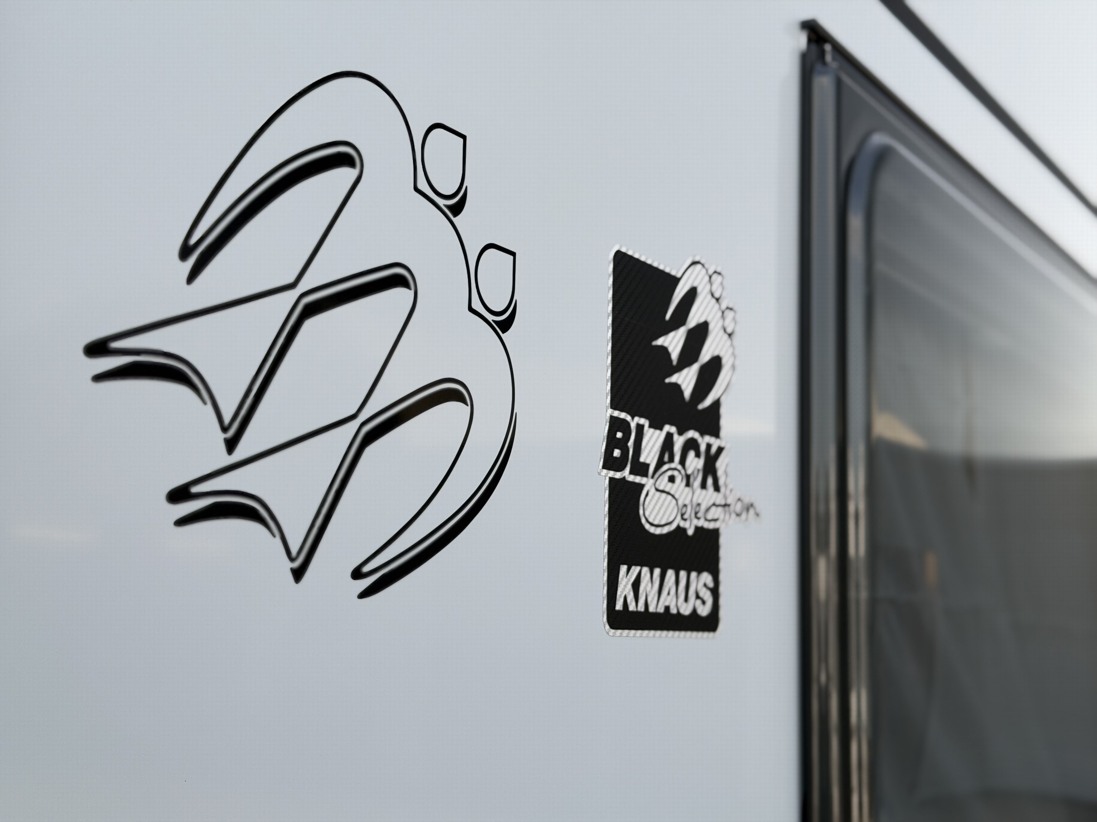 KNAUS SUDWIND  500 EU BlackSelection