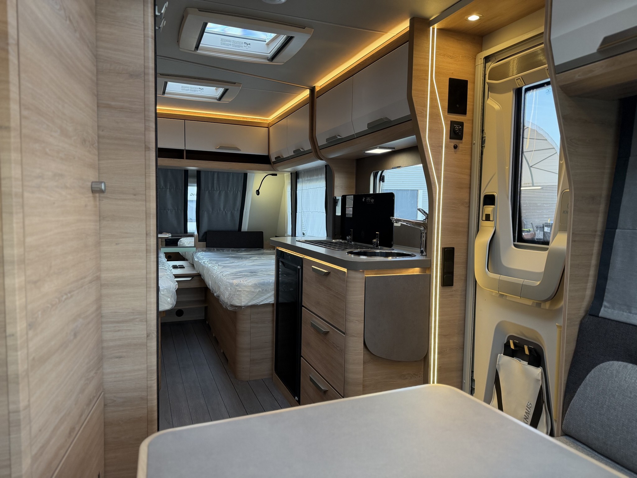 KNAUS SUDWIND  500 EU BlackSelection