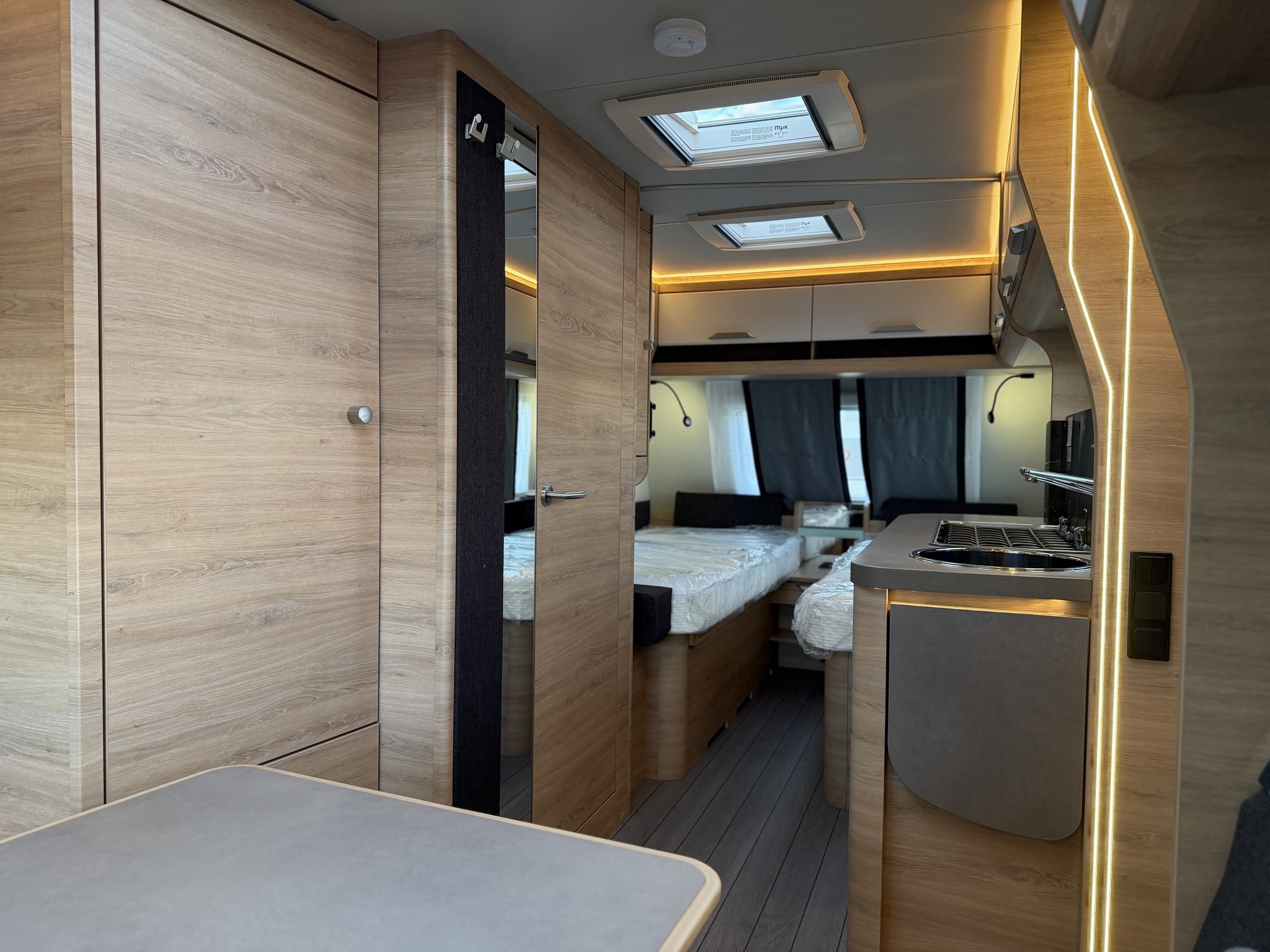 KNAUS SUDWIND  500 EU BlackSelection