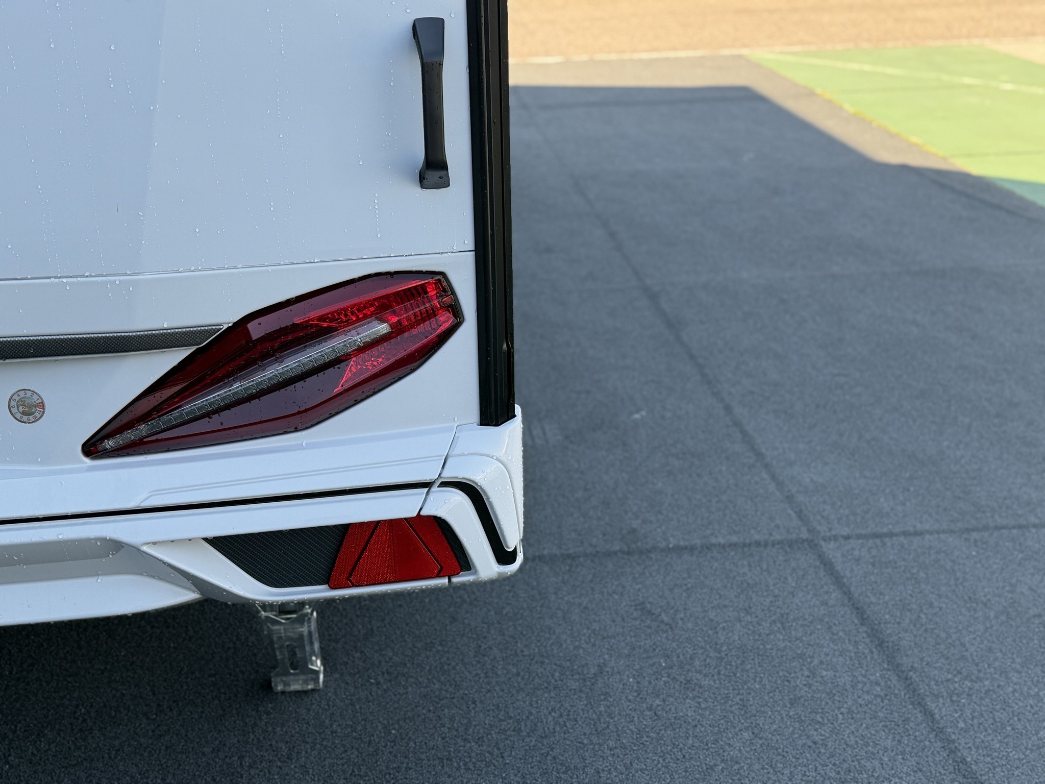 KNAUS SUDWIND 580 QS Black Selection