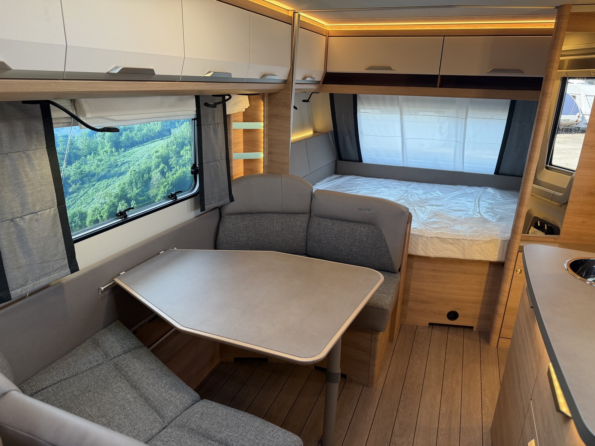 KNAUS SUDWIND 580 QS Black Selection