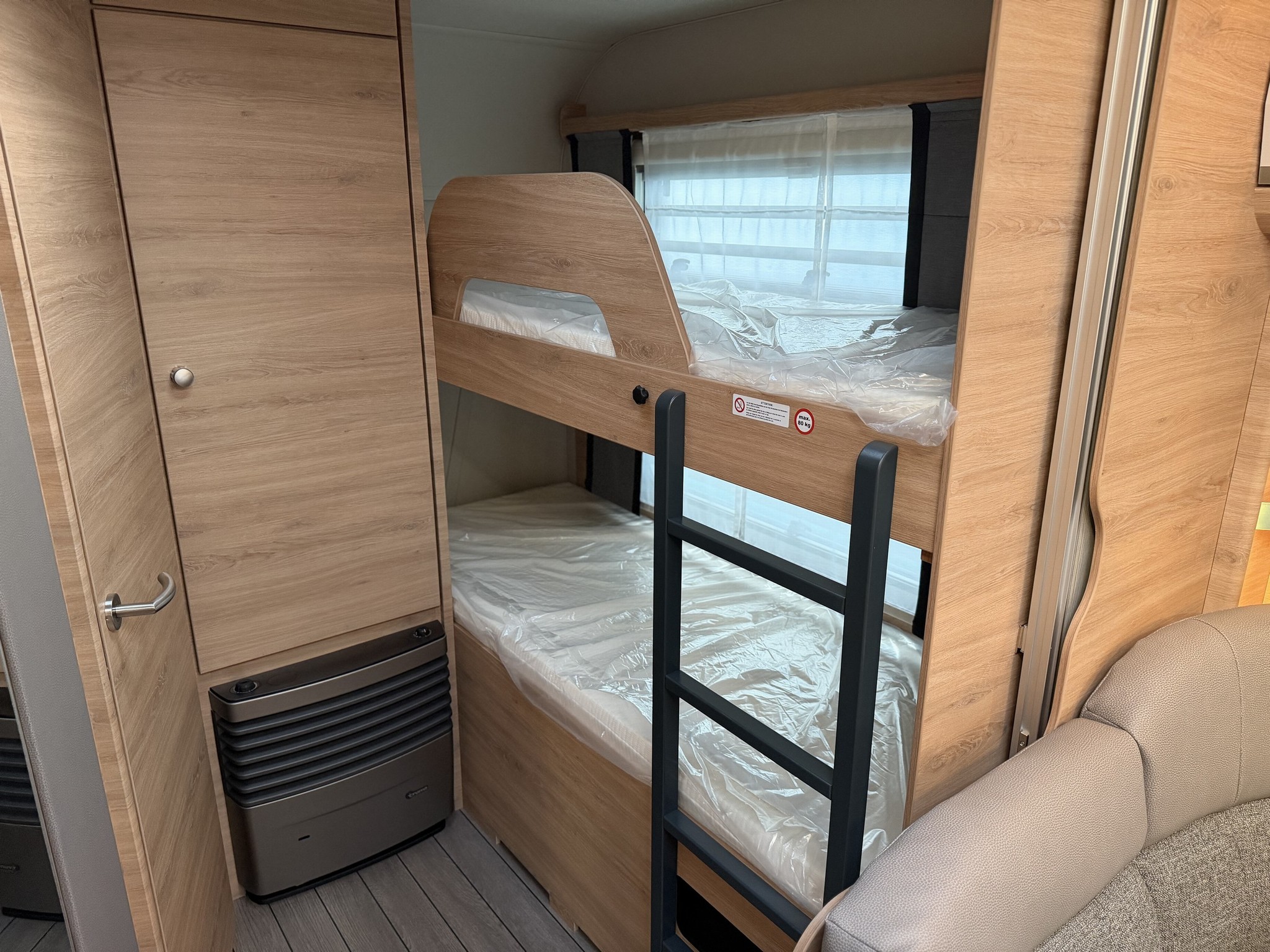 KNAUS SUDWIND 580 QS Black Selection