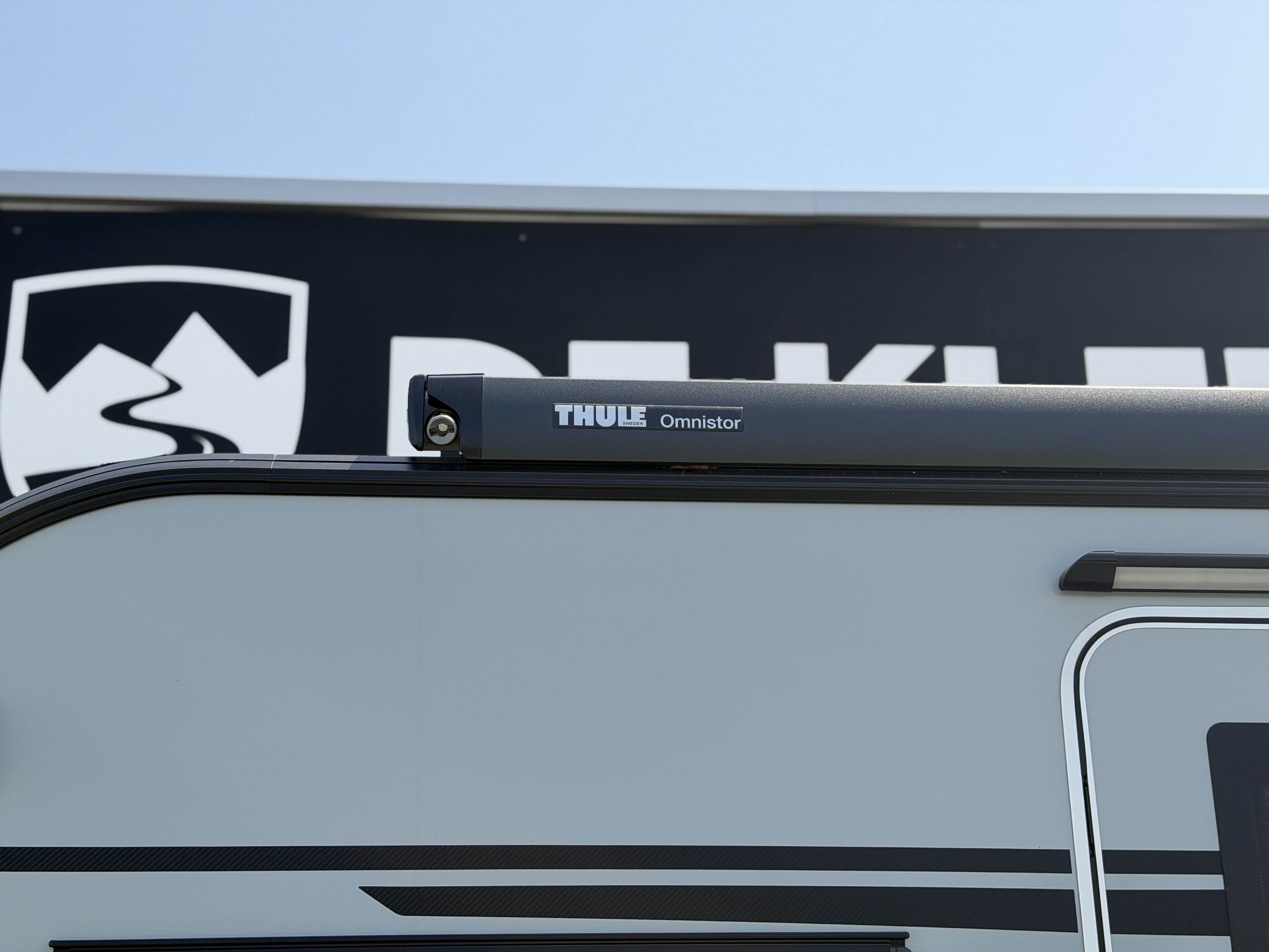 KNAUS SUDWIND 460 EU Black Selection
