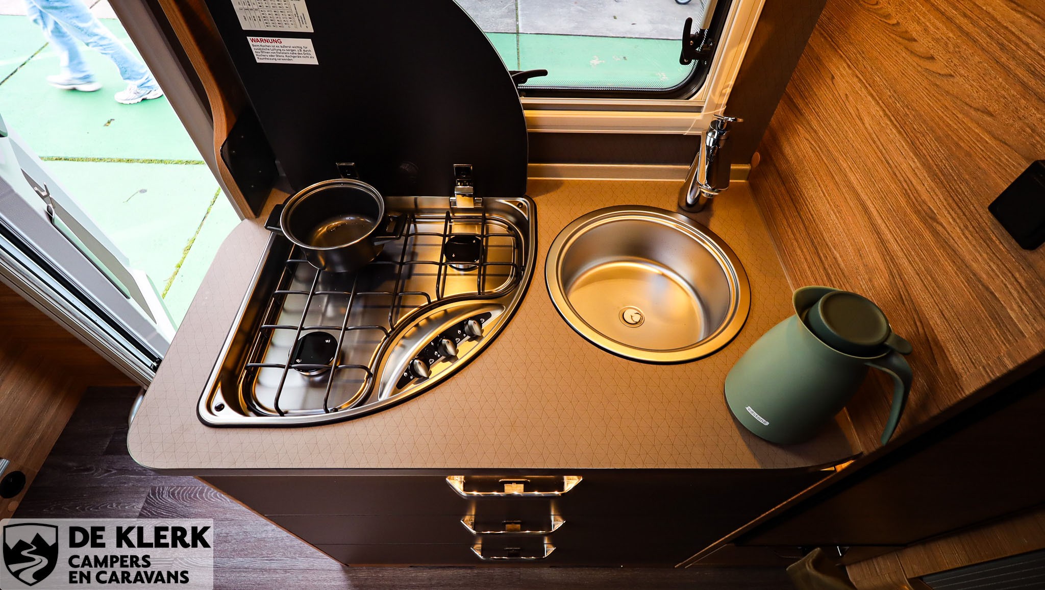 WEINSBERG CaraSuite 650 MEG Showroomuitv