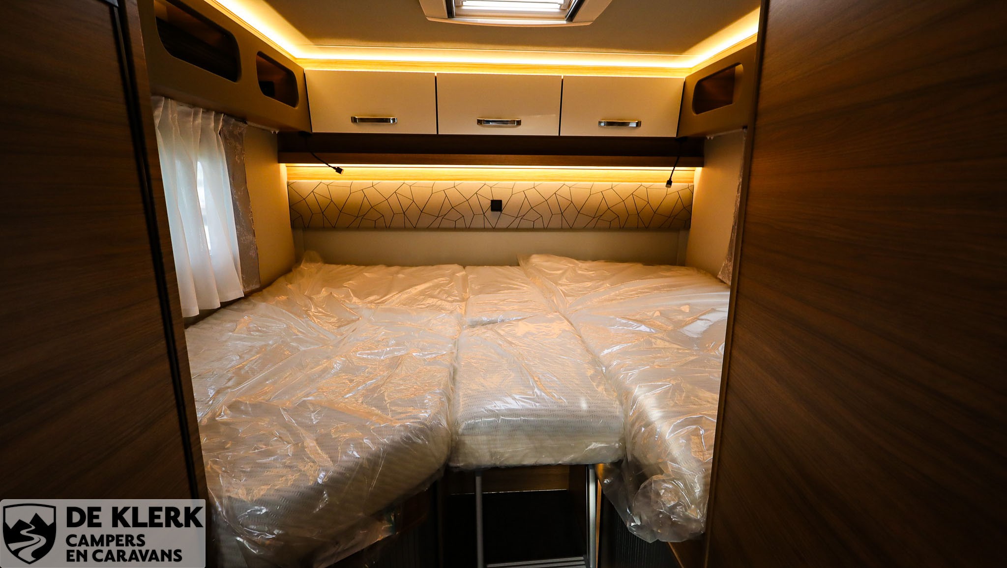 WEINSBERG CaraSuite 650 MEG Showroomuitv