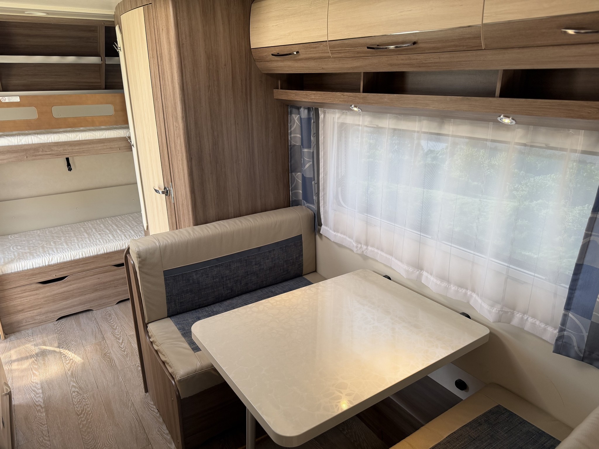 HOBBY DE LUXE 490 KMF
