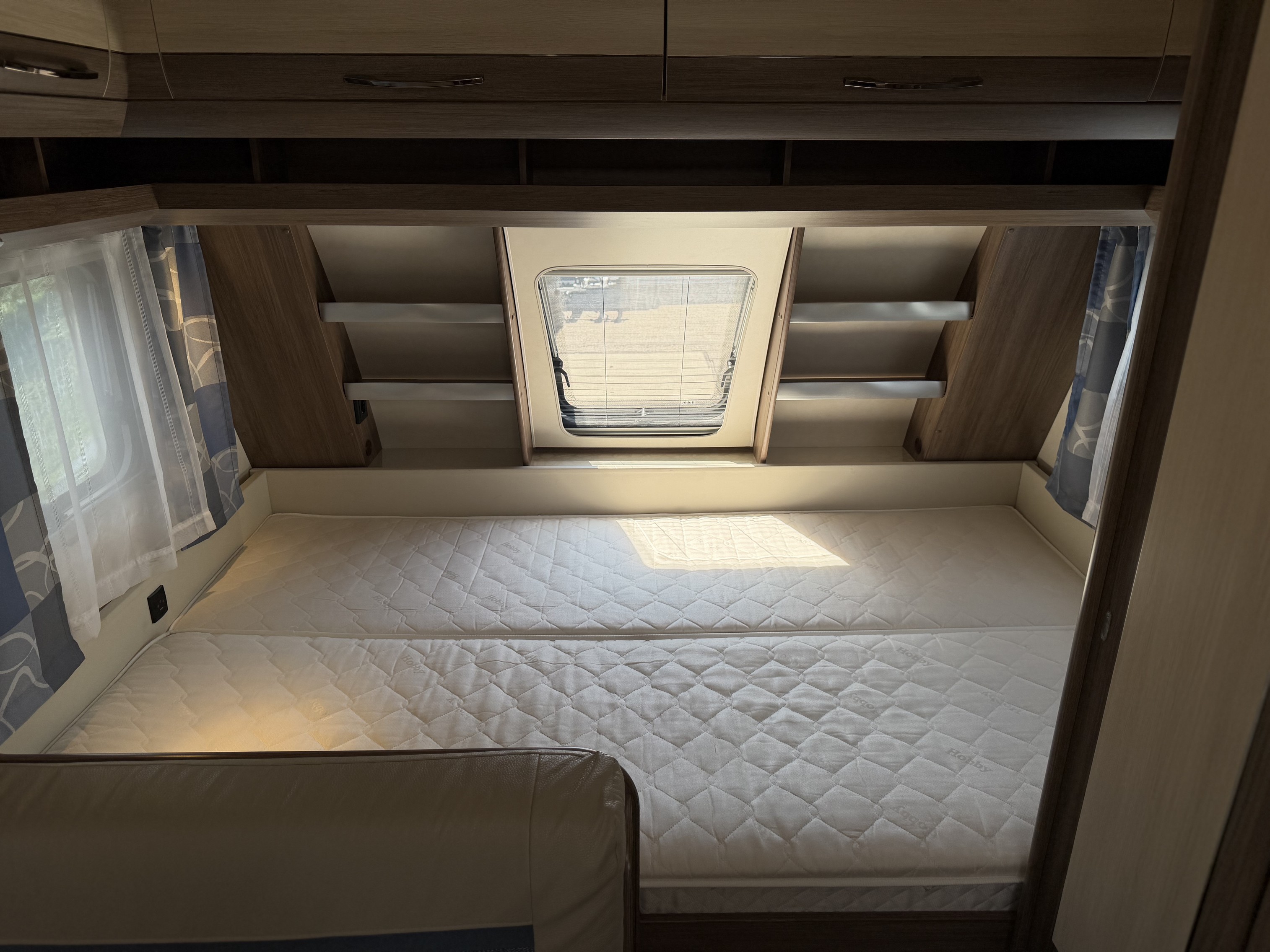 HOBBY DE LUXE 490 KMF