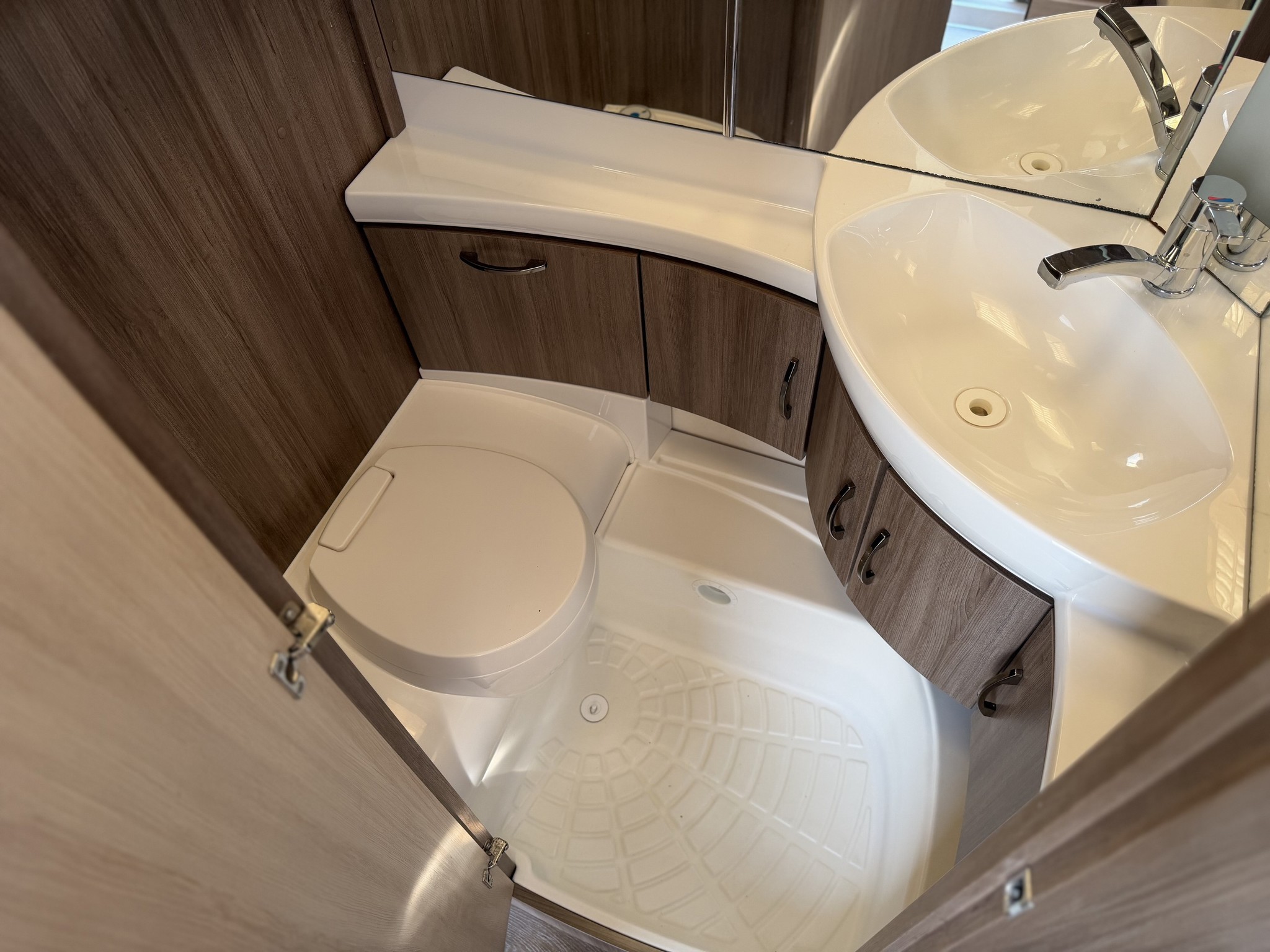 HOBBY DE LUXE 490 KMF