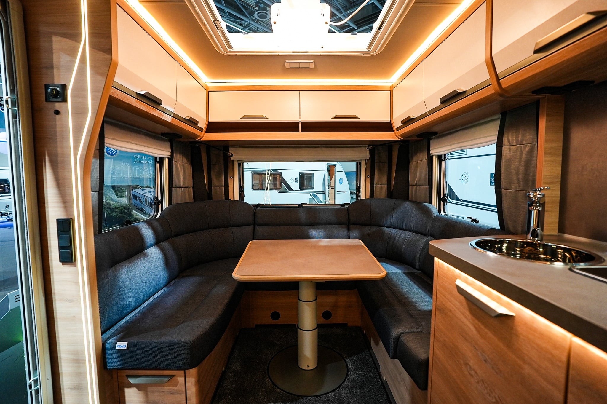 KNAUS Sudwind 500 FU Black Selection