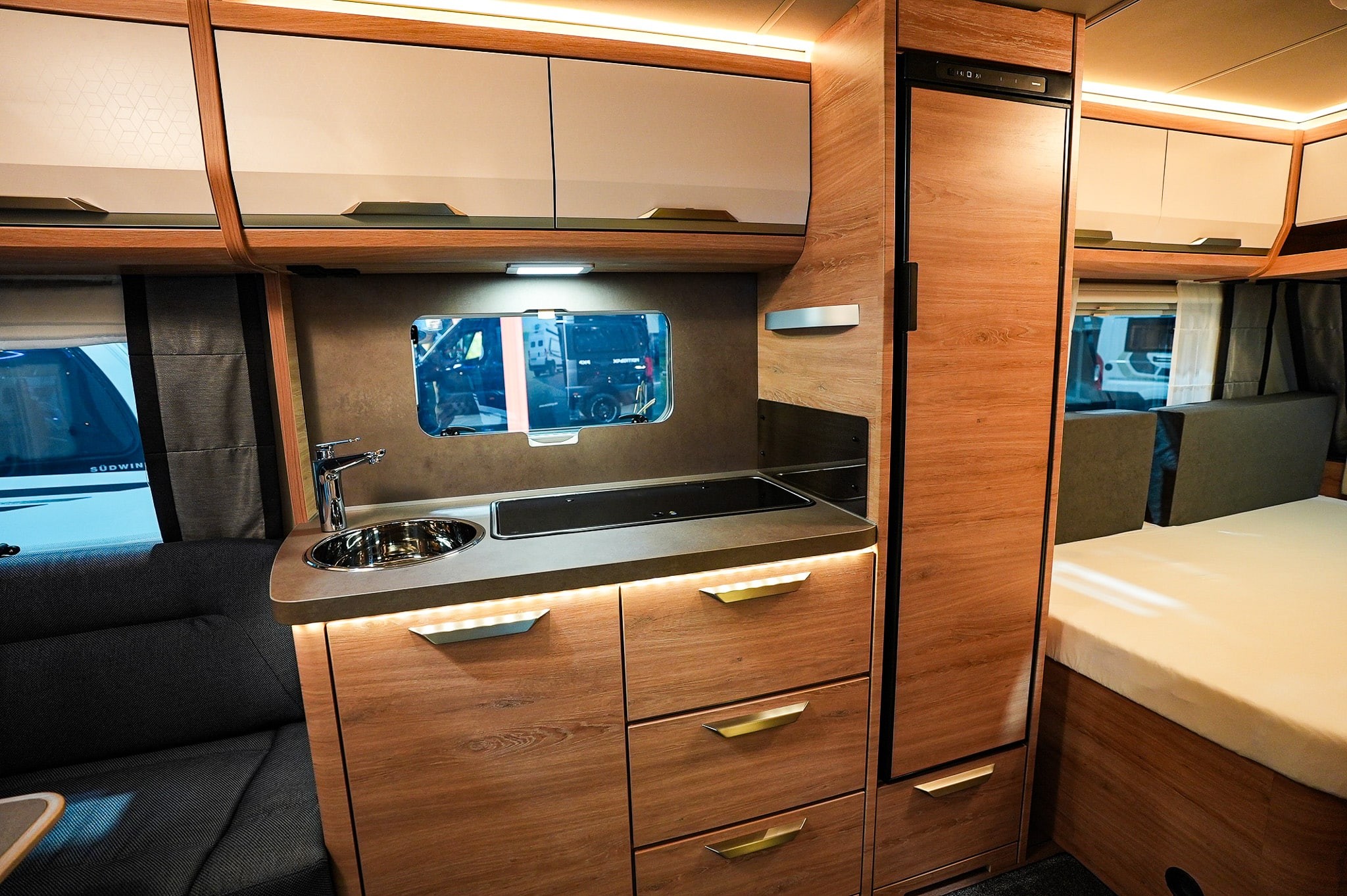 KNAUS Sudwind 500 FU Black Selection