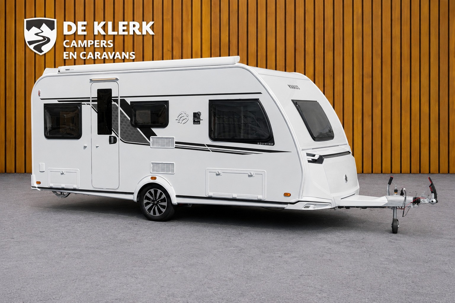 KNAUS SUDWIND 460 EU Black Selection