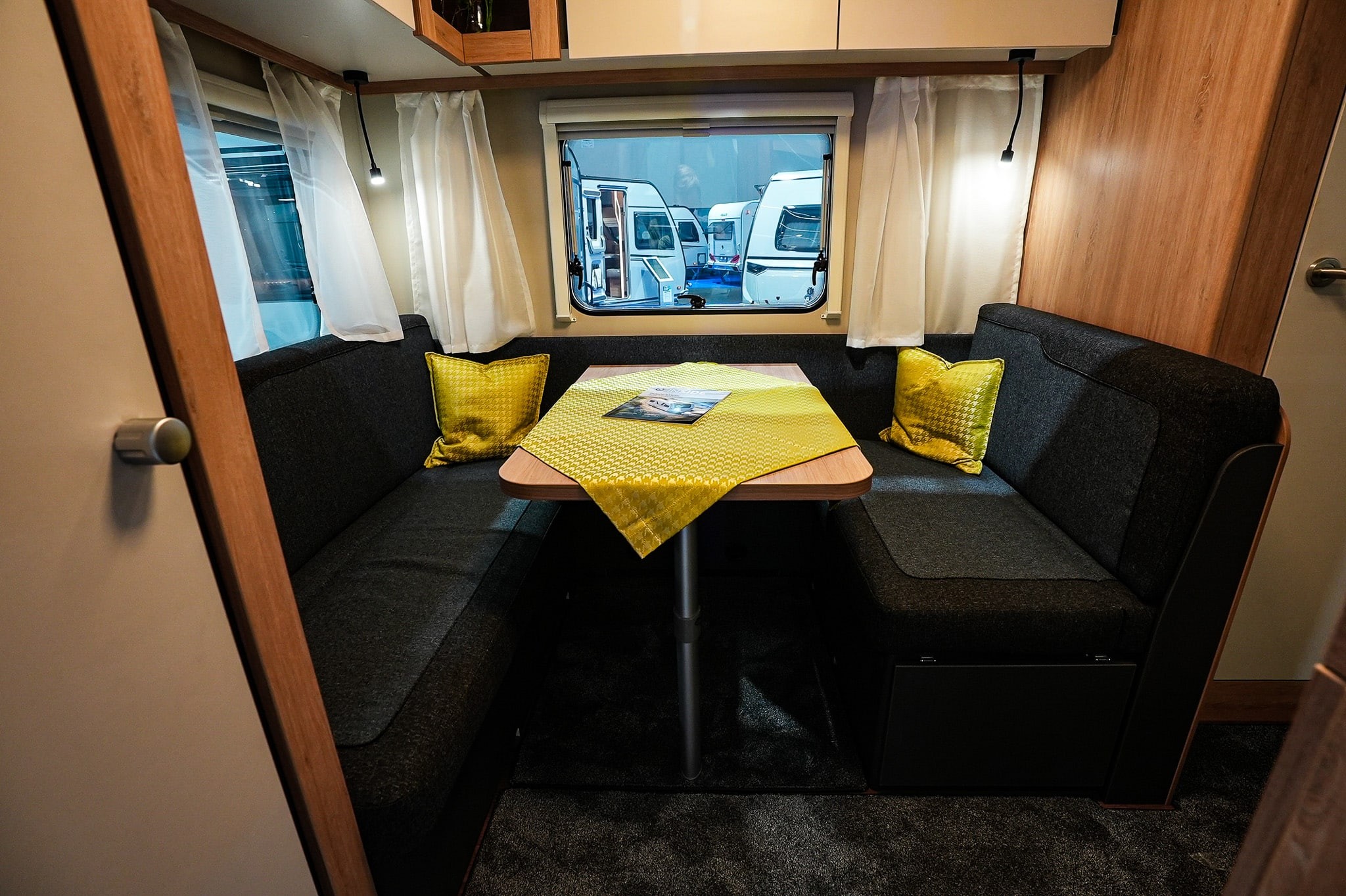 KNAUS SPORT 420 QD / 50% Deals