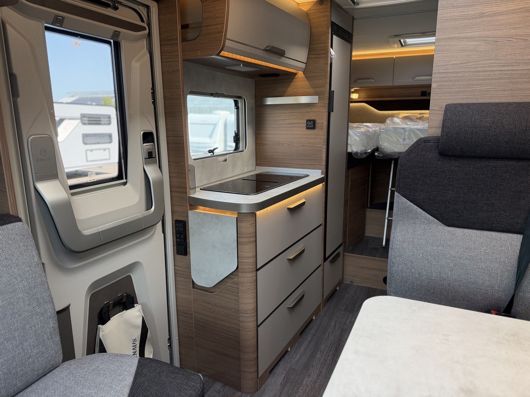 KNAUS VAN TI 650 MEG Vansation