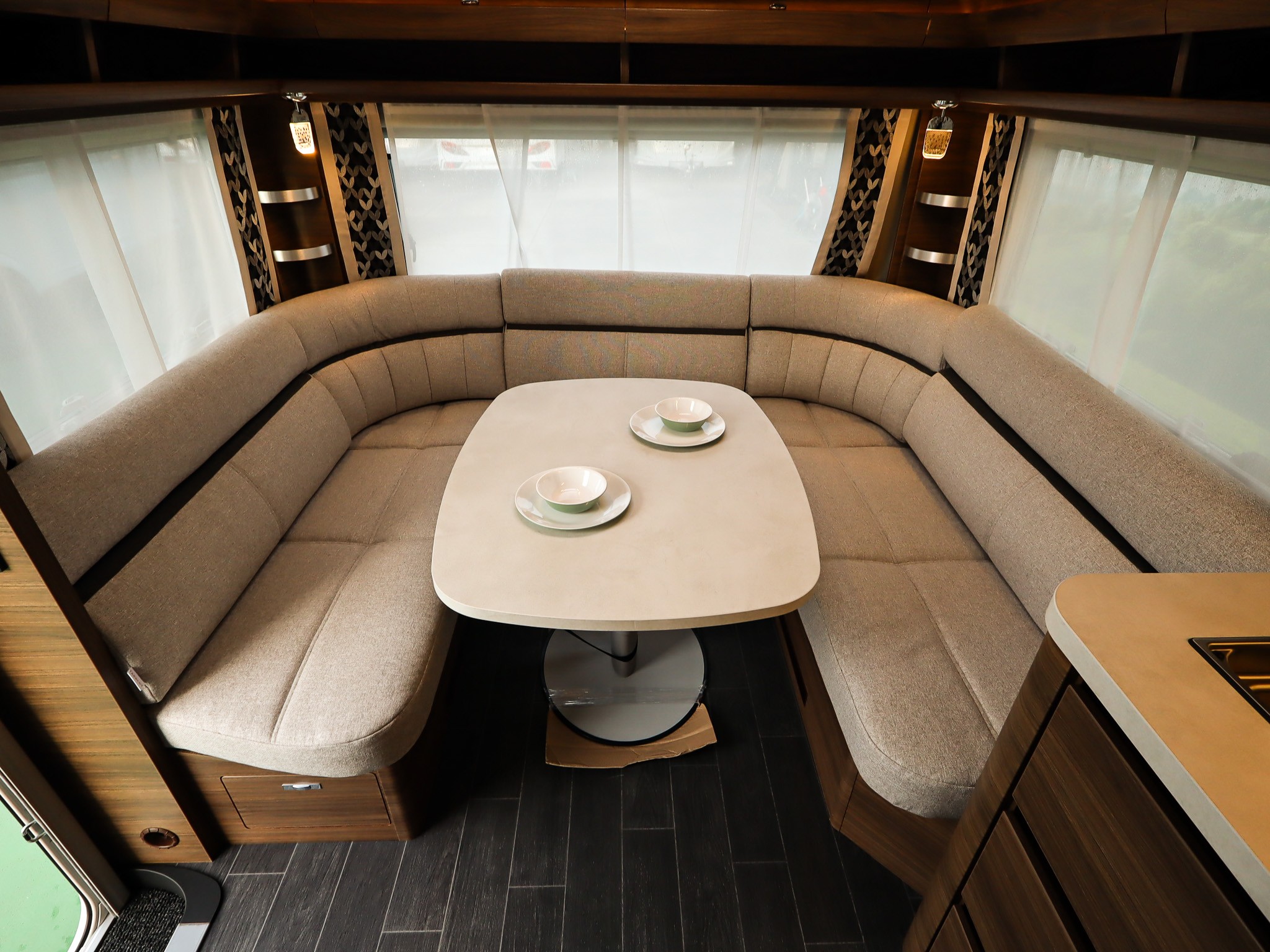 TABBERT PUCCINI 685 DF Showroomuitverk