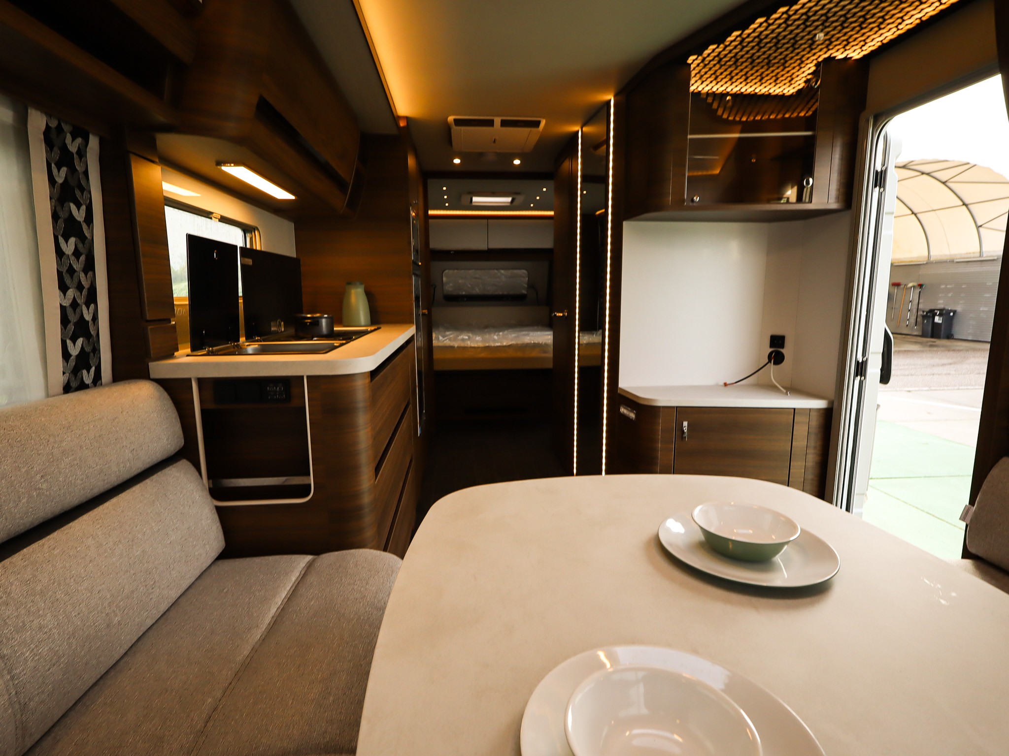 TABBERT PUCCINI 685 DF Showroomuitverk