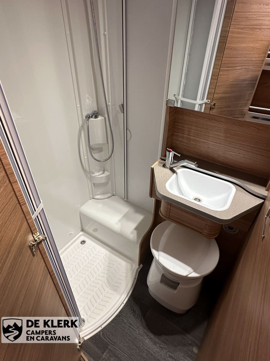 WEINSBERG CaraSuite 650 MEG SPICY verwac