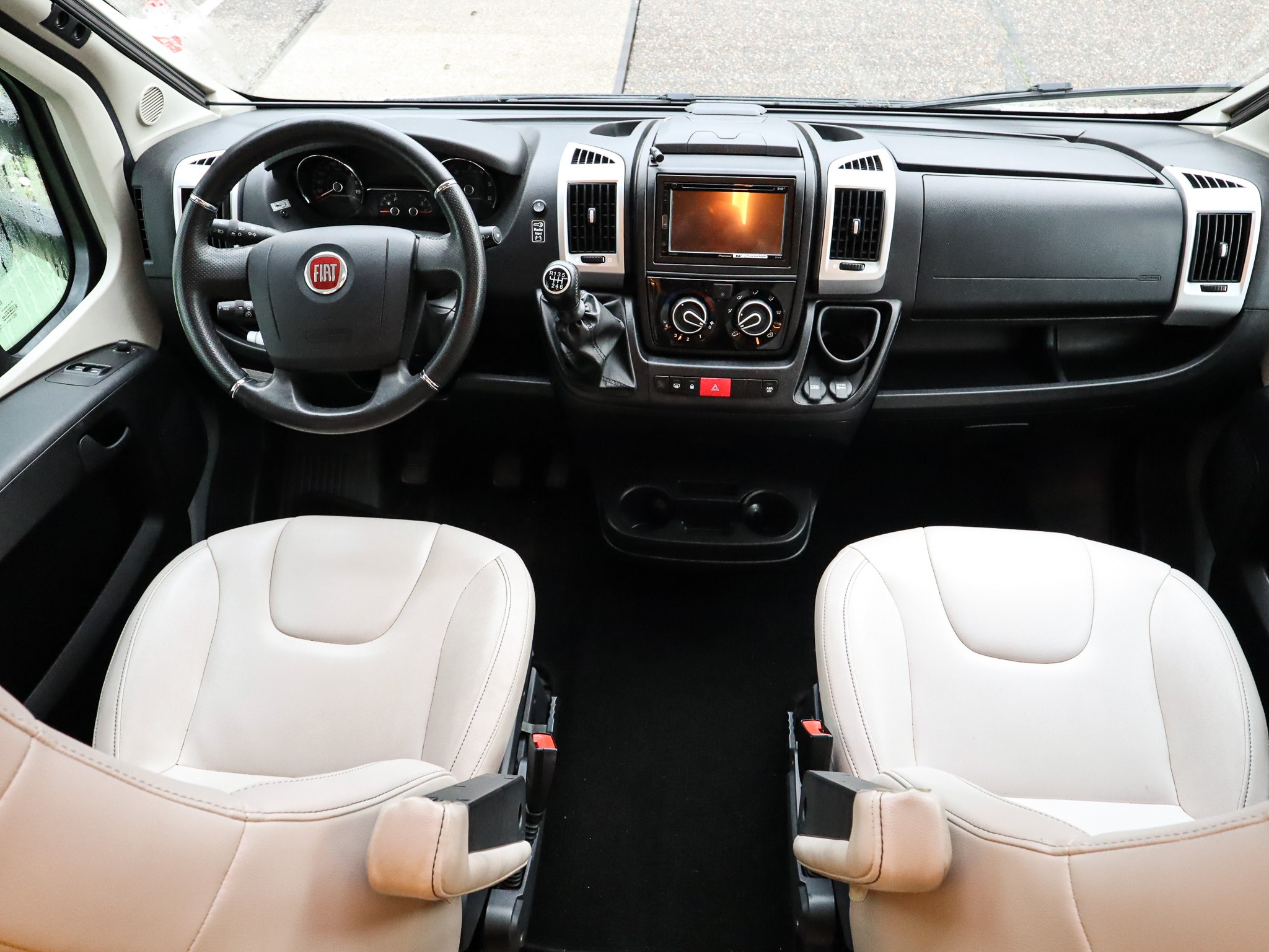 BURSTNER LYSEO TD PRIVILEGE Showroomuit