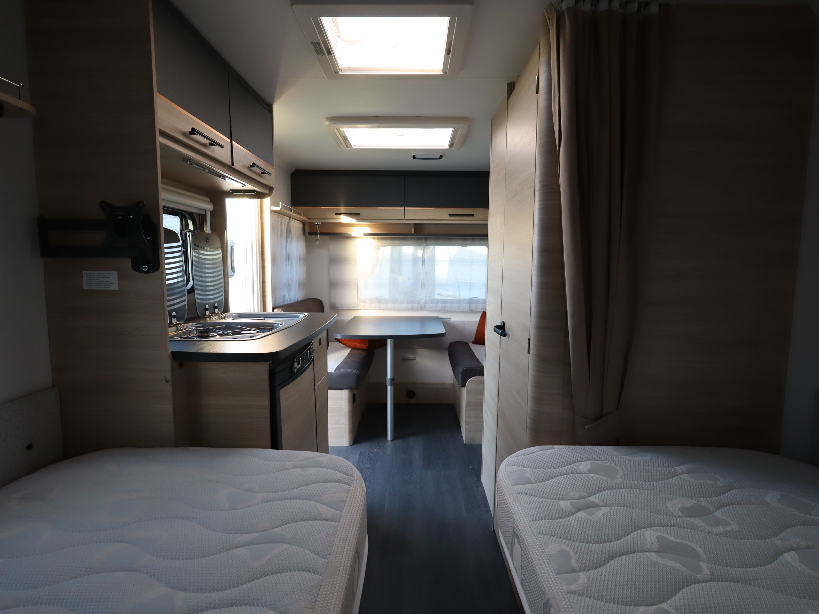 CARAVELAIR ANTARES 450  Titanium