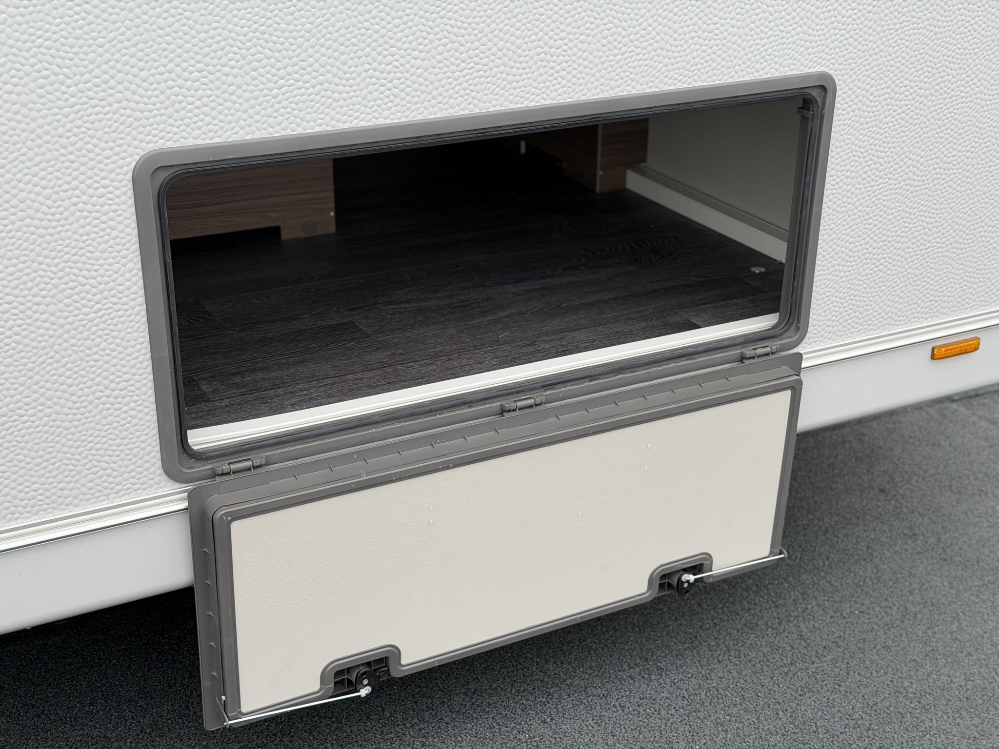 TABBERT Cazadora 460 E