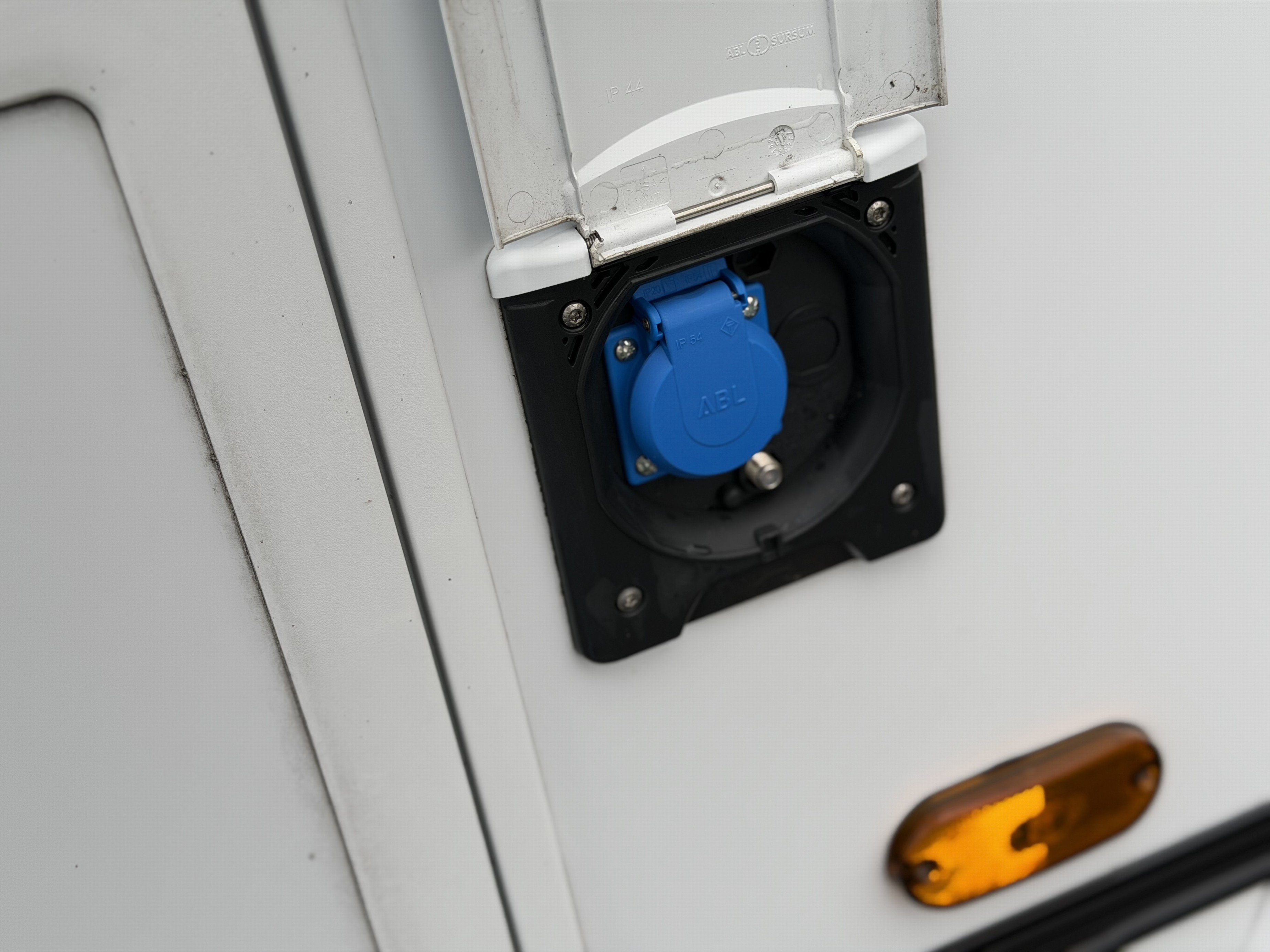 KNAUS SPORT 400 QD Silver Selection