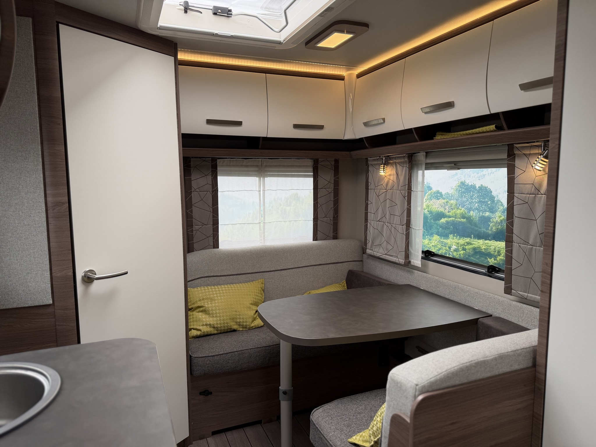 KNAUS SPORT 400 QD Silver Selection