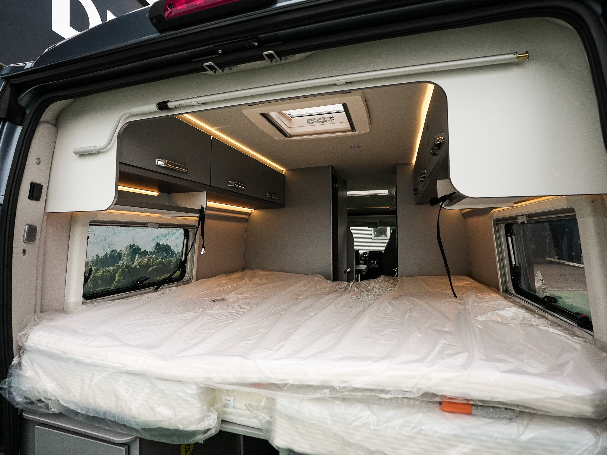 WEINSBERG CaraBus Grey 630 ME Edit. Fire