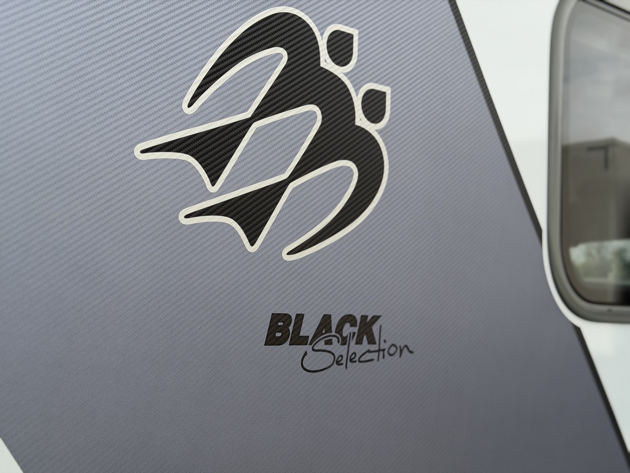 KNAUS Live Wave 650 MEG Black Select