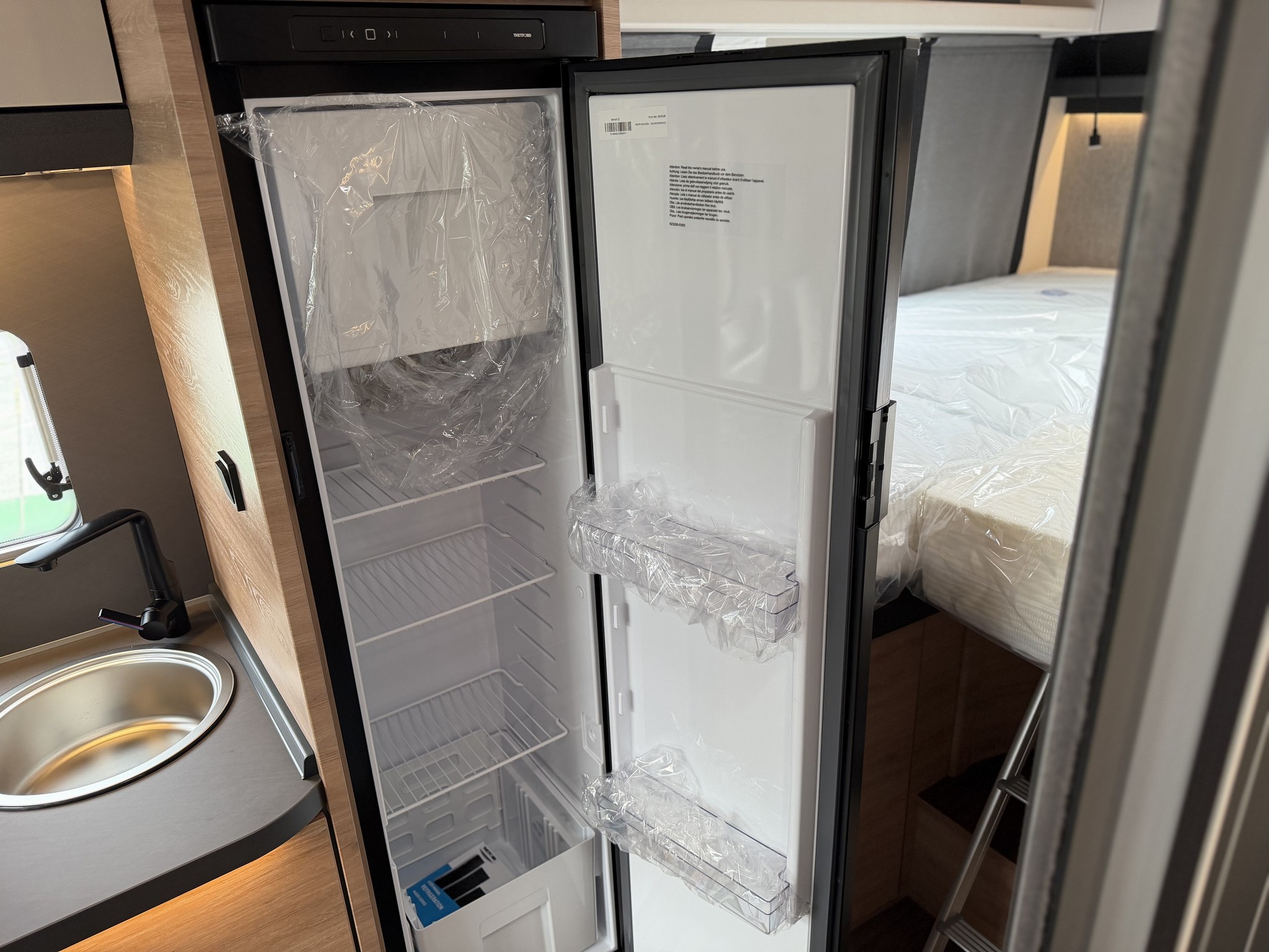 KNAUS Live Wave 650 MEG Black Select