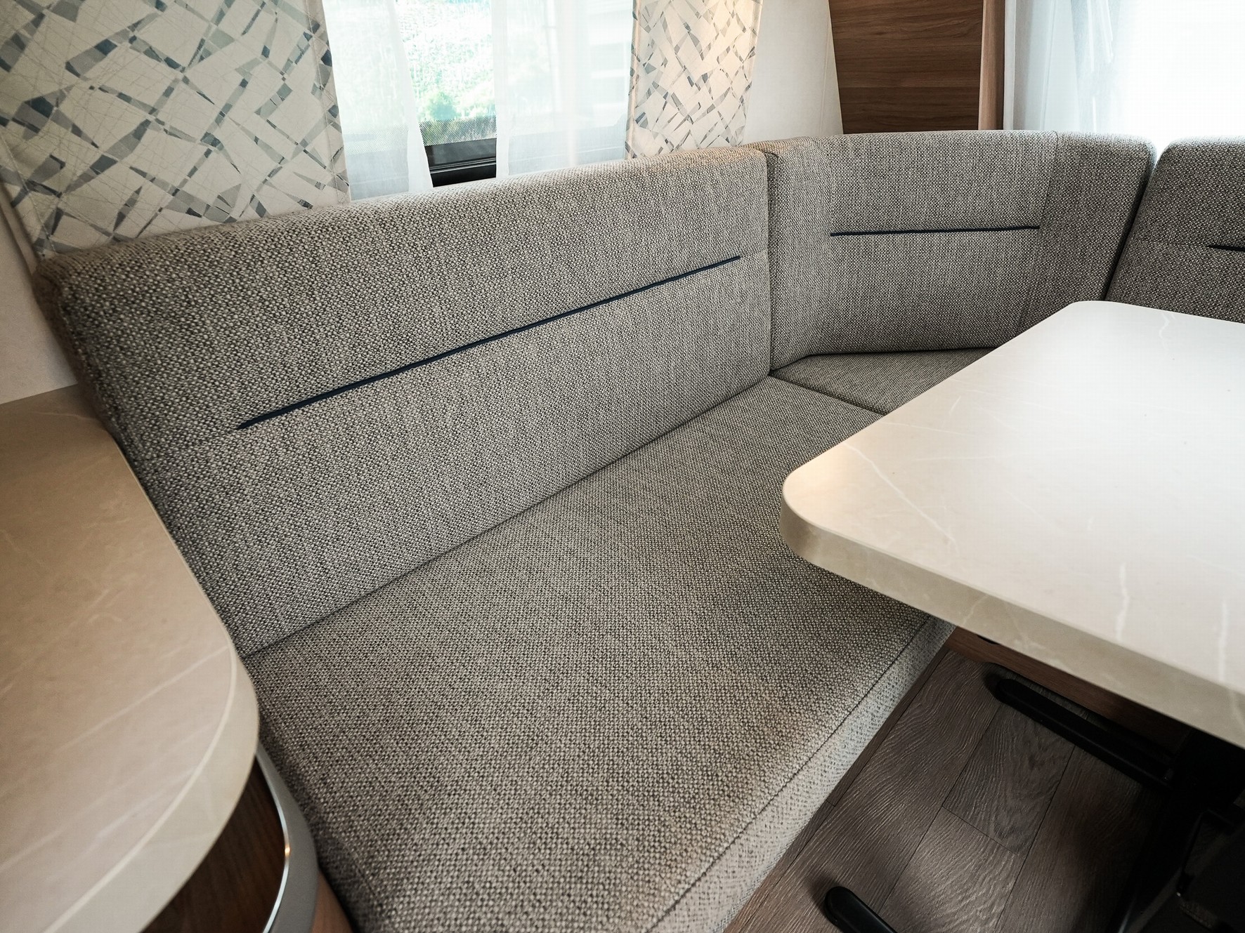 HOBBY De Luxe 460 LU